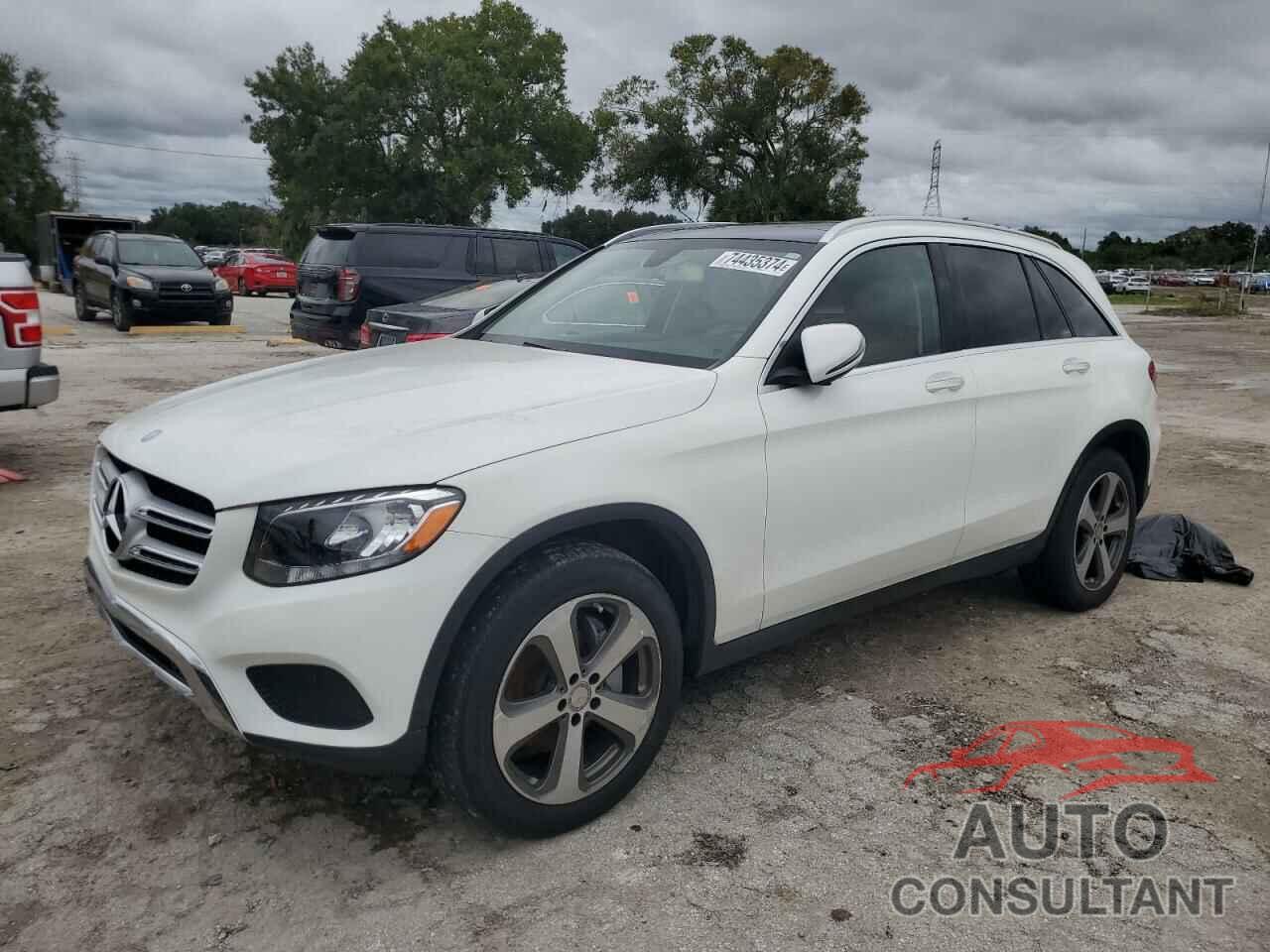MERCEDES-BENZ GLC-CLASS 2016 - WDC0G4JB5GF017218