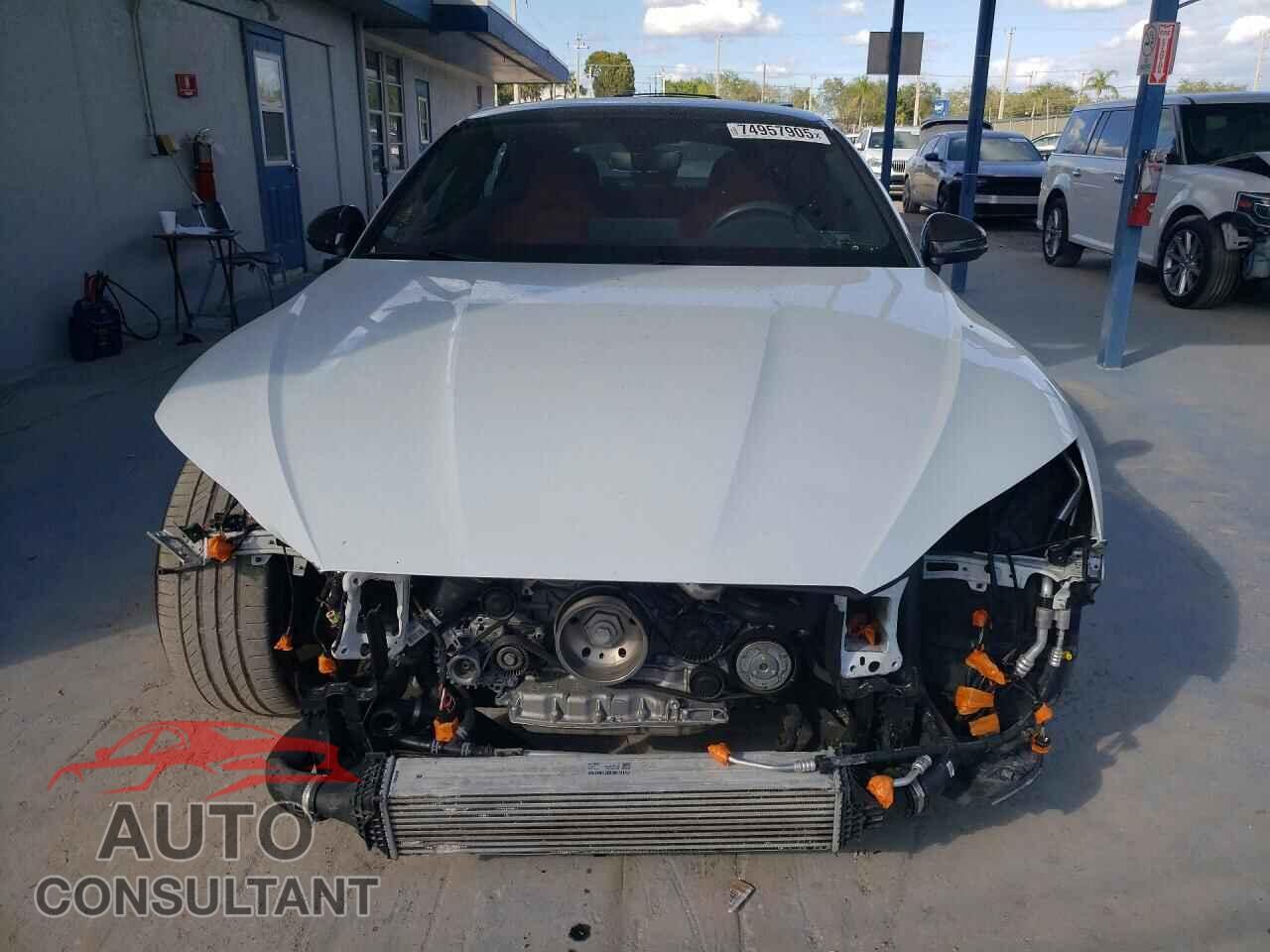 AUDI S5/RS5 2022 - WAUC4CF52NA014244