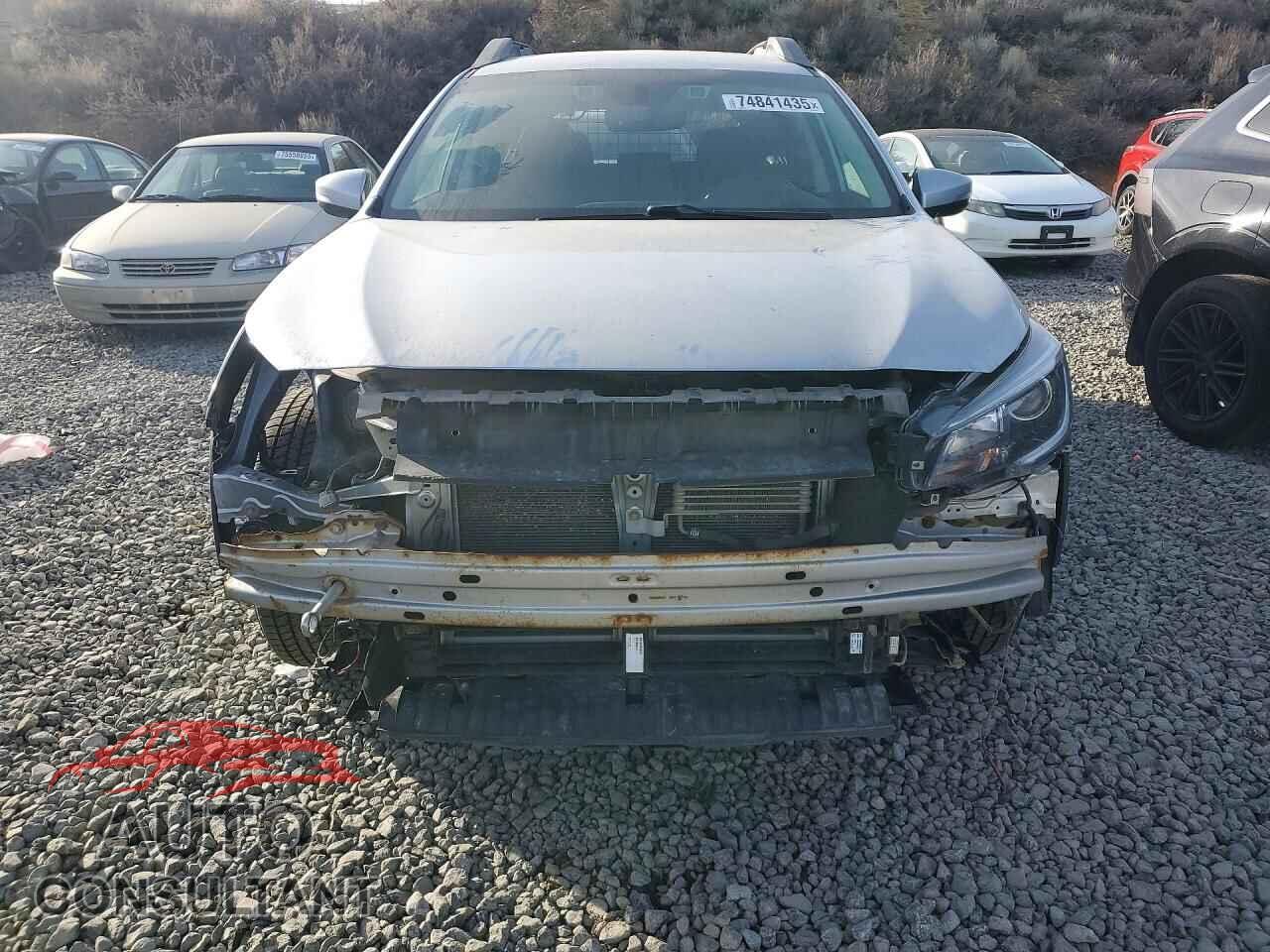 SUBARU OUTBACK 2018 - 4S4BSAFC0J3209552