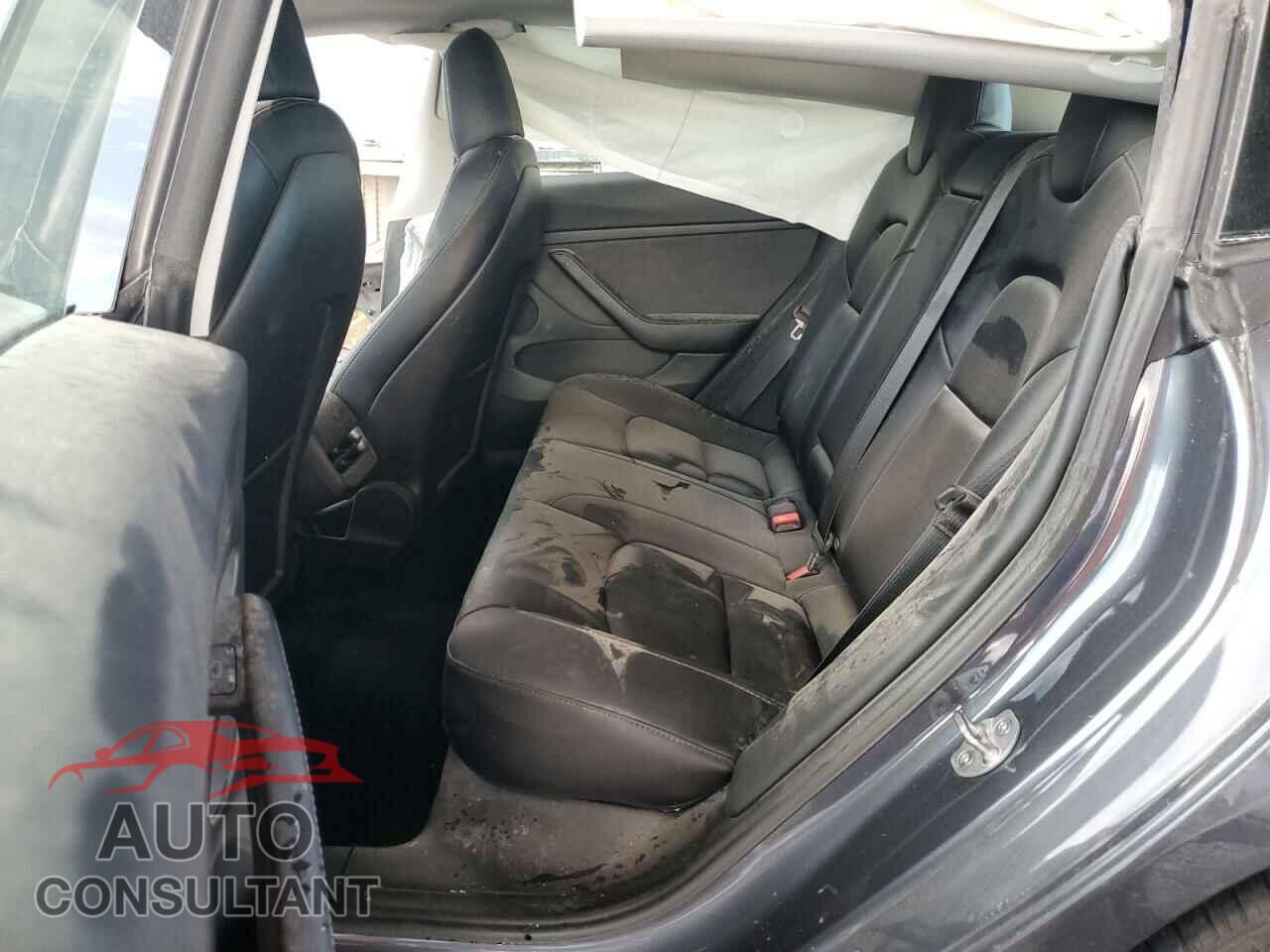 TESLA MODEL 3 2022 - 5YJ3E1EA5NF331641