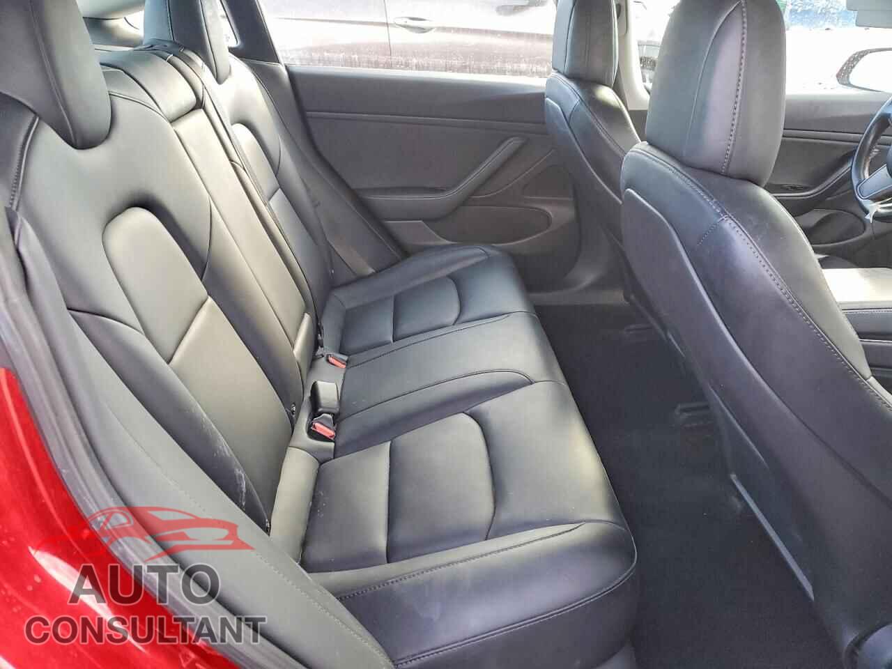 TESLA MODEL 3 2018 - 5YJ3E1EB4JF133670