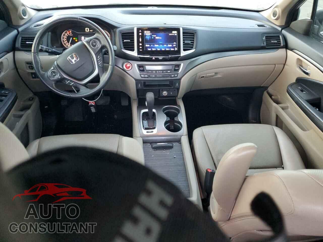 HONDA RIDGELINE 2017 - 5FPYK2F63HB008764