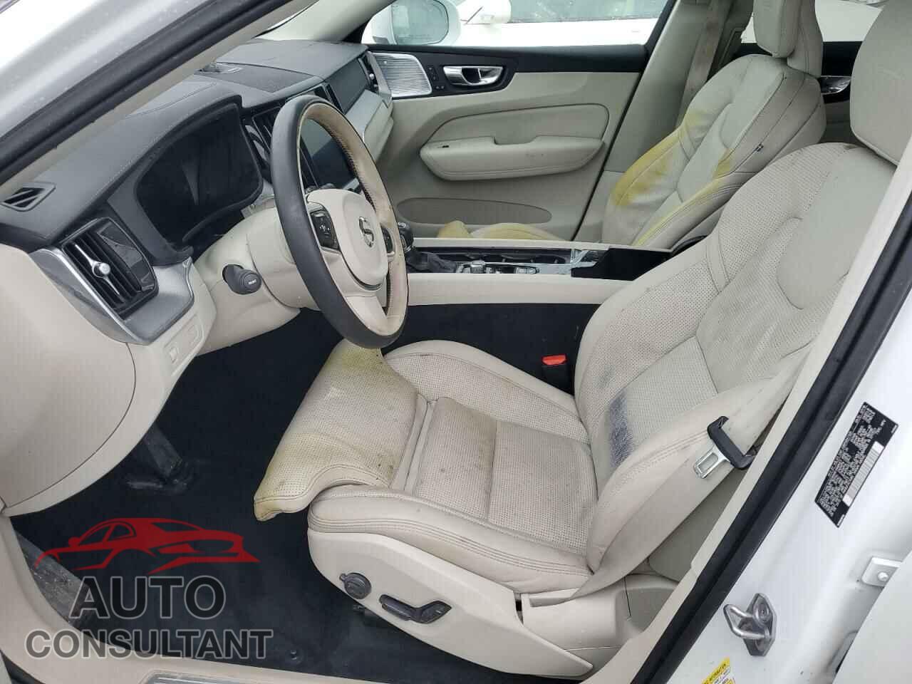 VOLVO XC60 2019 - LYVA22RL8KB230480
