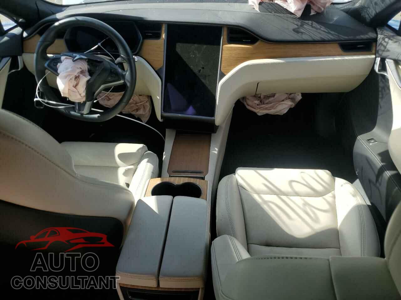 TESLA MODEL S 2020 - 5YJSA1E29LF399857