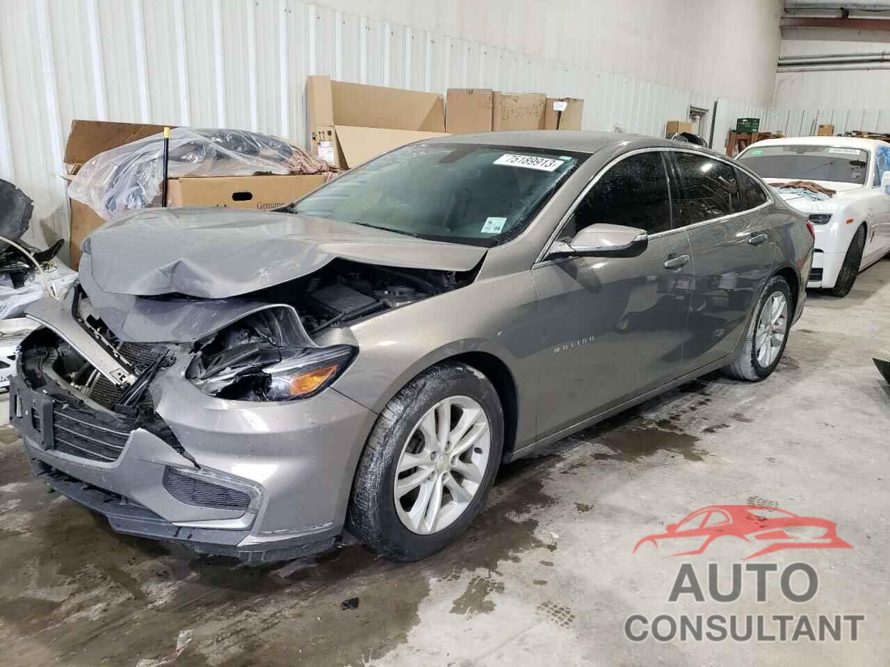 CHEVROLET MALIBU 2017 - 1G1ZE5ST9HF211406