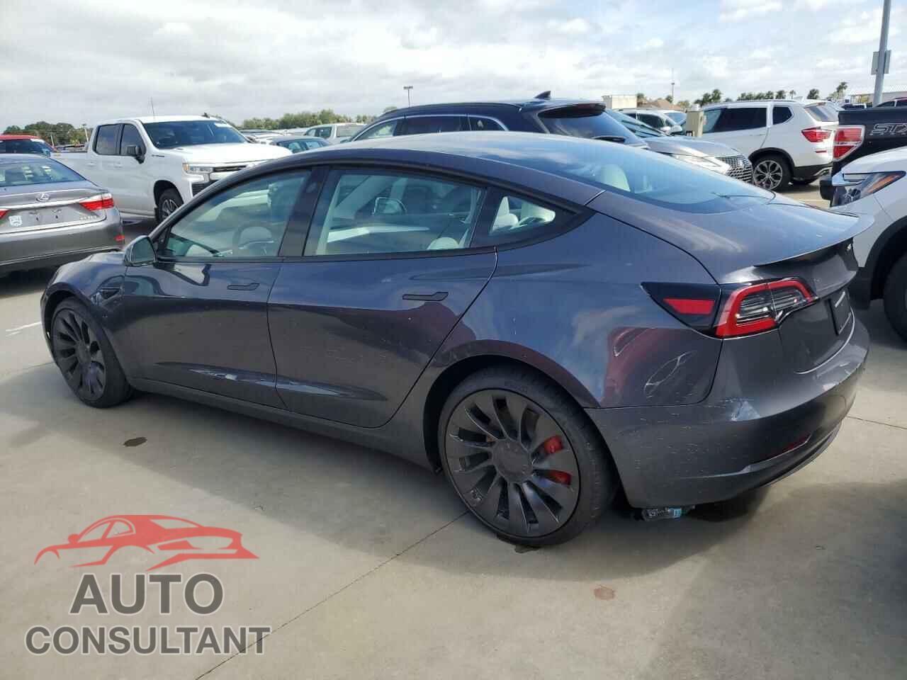 TESLA MODEL 3 2023 - 5YJ3E1EC2PF677330
