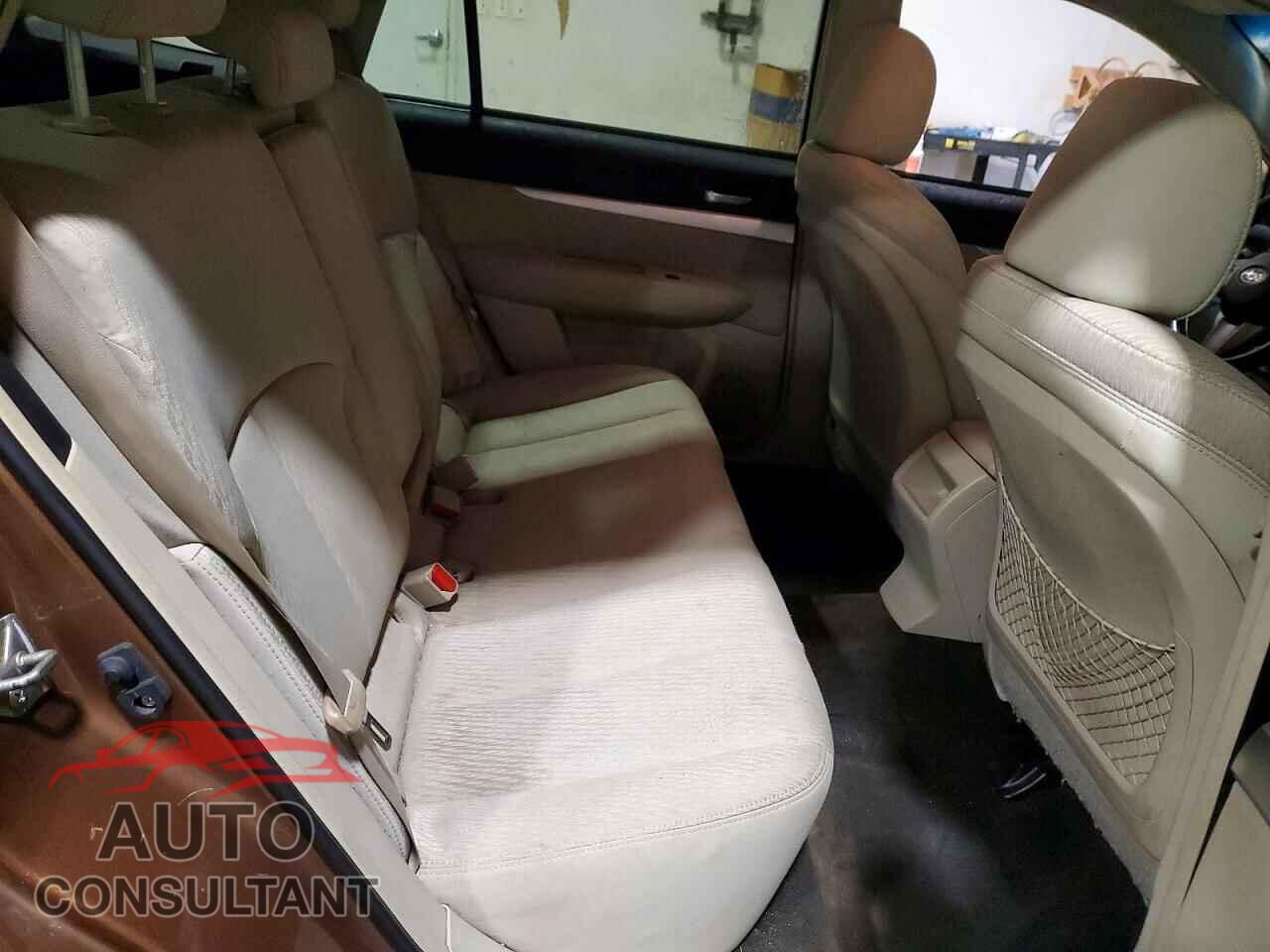 SUBARU OUTBACK 2011 - 4S4BRBCC4B3433351