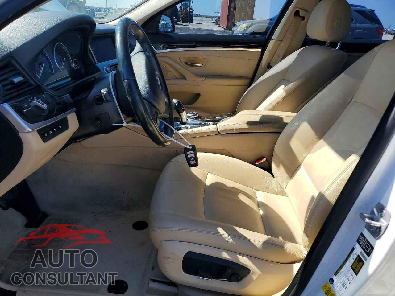 BMW 528 2015 - WBA5A5C58FD513177
