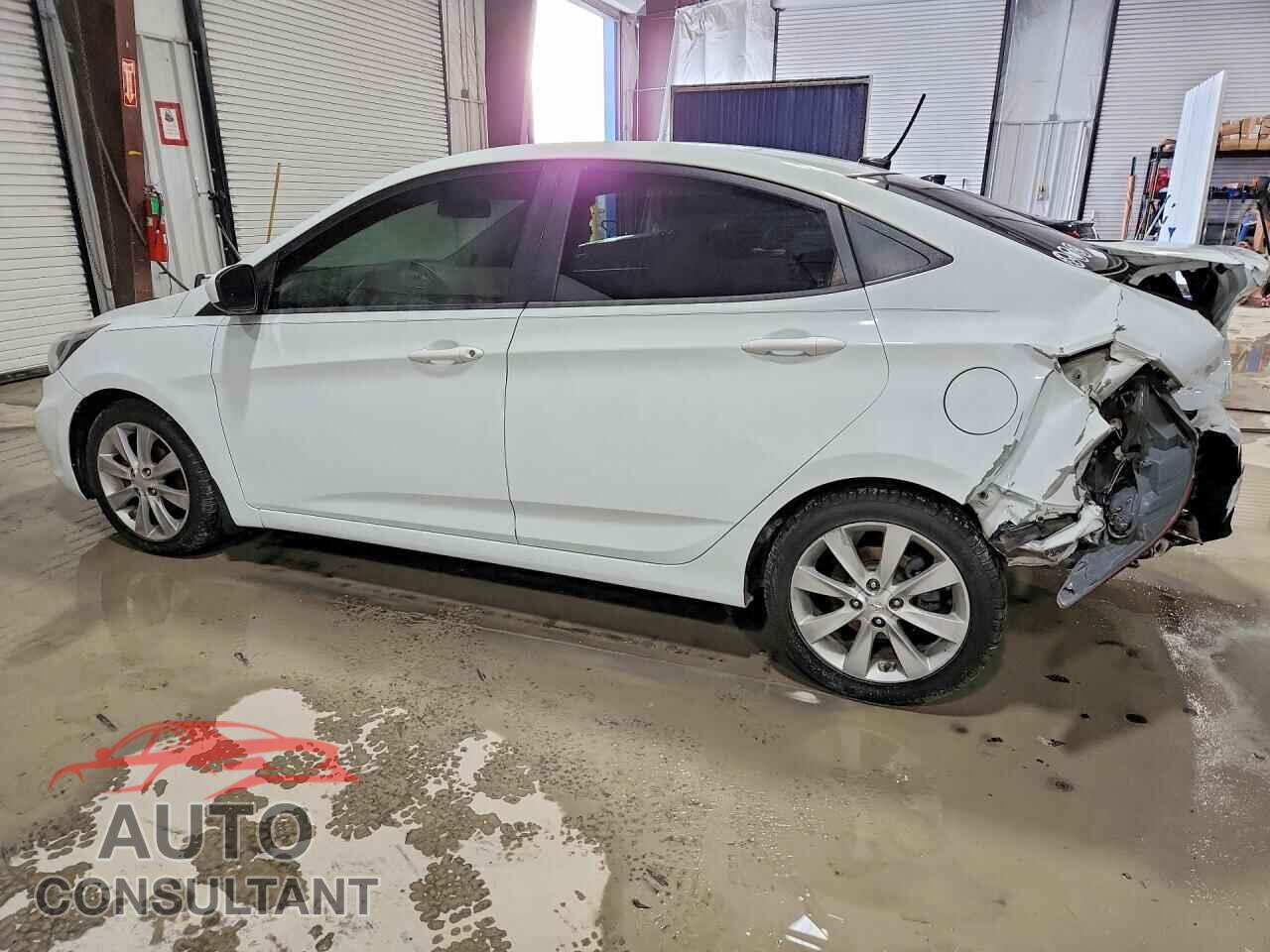 HYUNDAI ACCENT 2013 - KMHCU4AE1DU340240