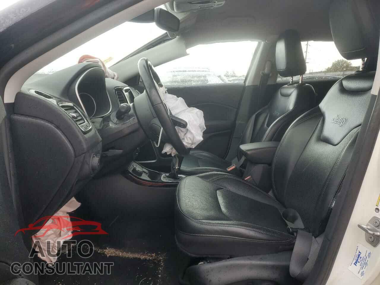 JEEP COMPASS 2019 - 3C4NJDCB9KT639944