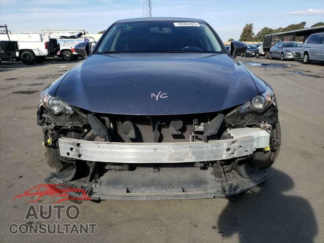 LEXUS IS 2016 - JTHBA1D21G5032362