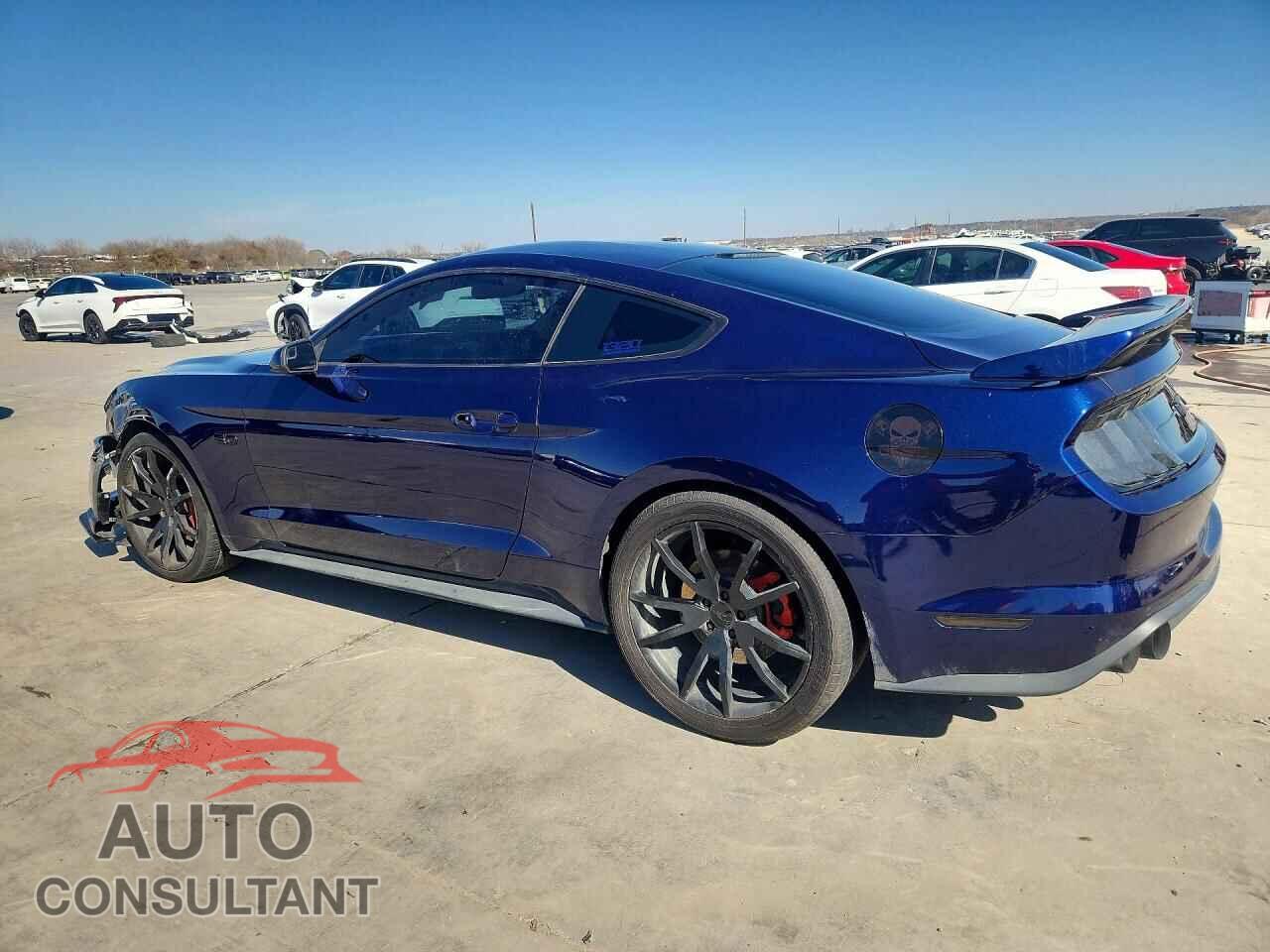 FORD MUSTANG 2018 - 1FA6P8CF9J5118871