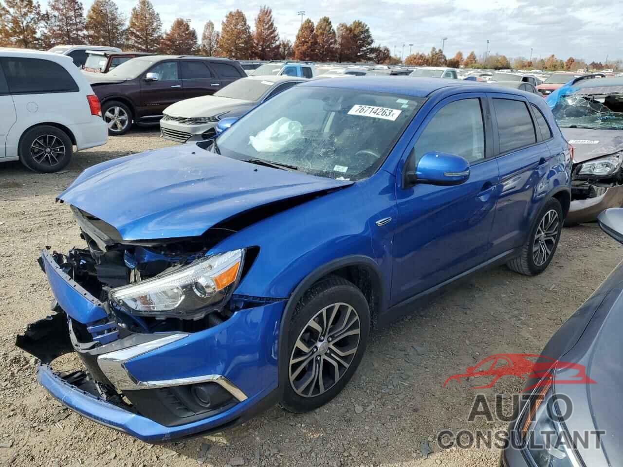 MITSUBISHI OUTLANDER 2018 - JA4AR3AUXJU021696