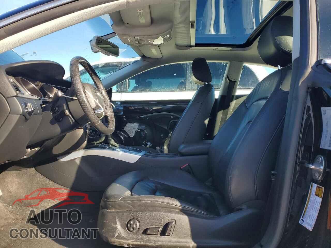 AUDI A5 2011 - WAUVFBFR4BA054577