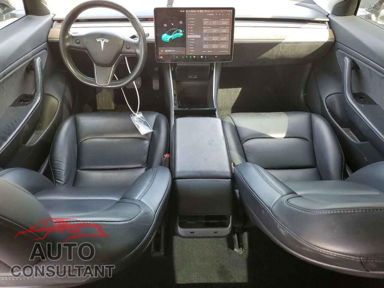 TESLA MODEL 3 2019 - 5YJ3E1EB5KF144808