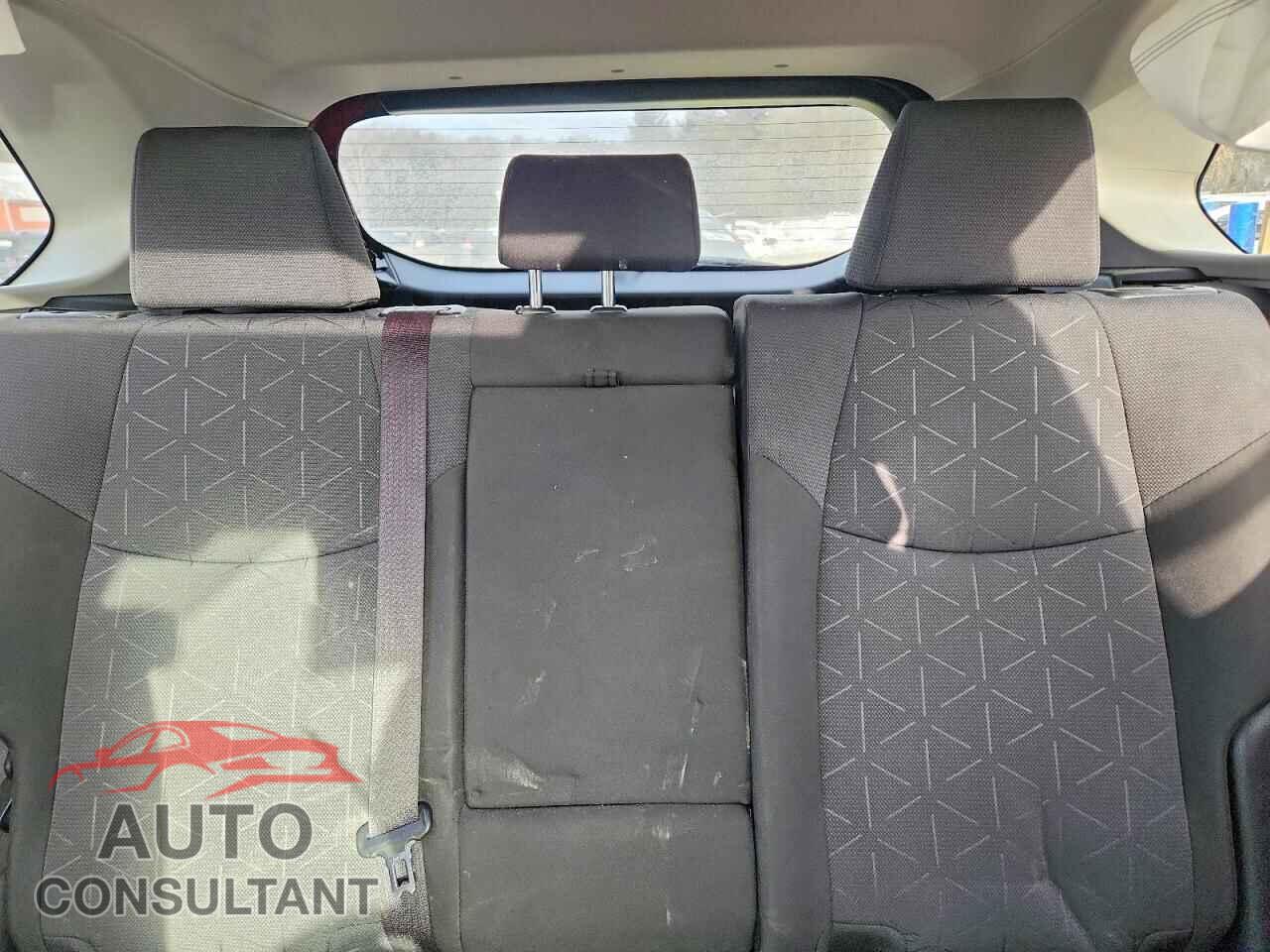 TOYOTA RAV4 2019 - JTMP1RFV2KD029465
