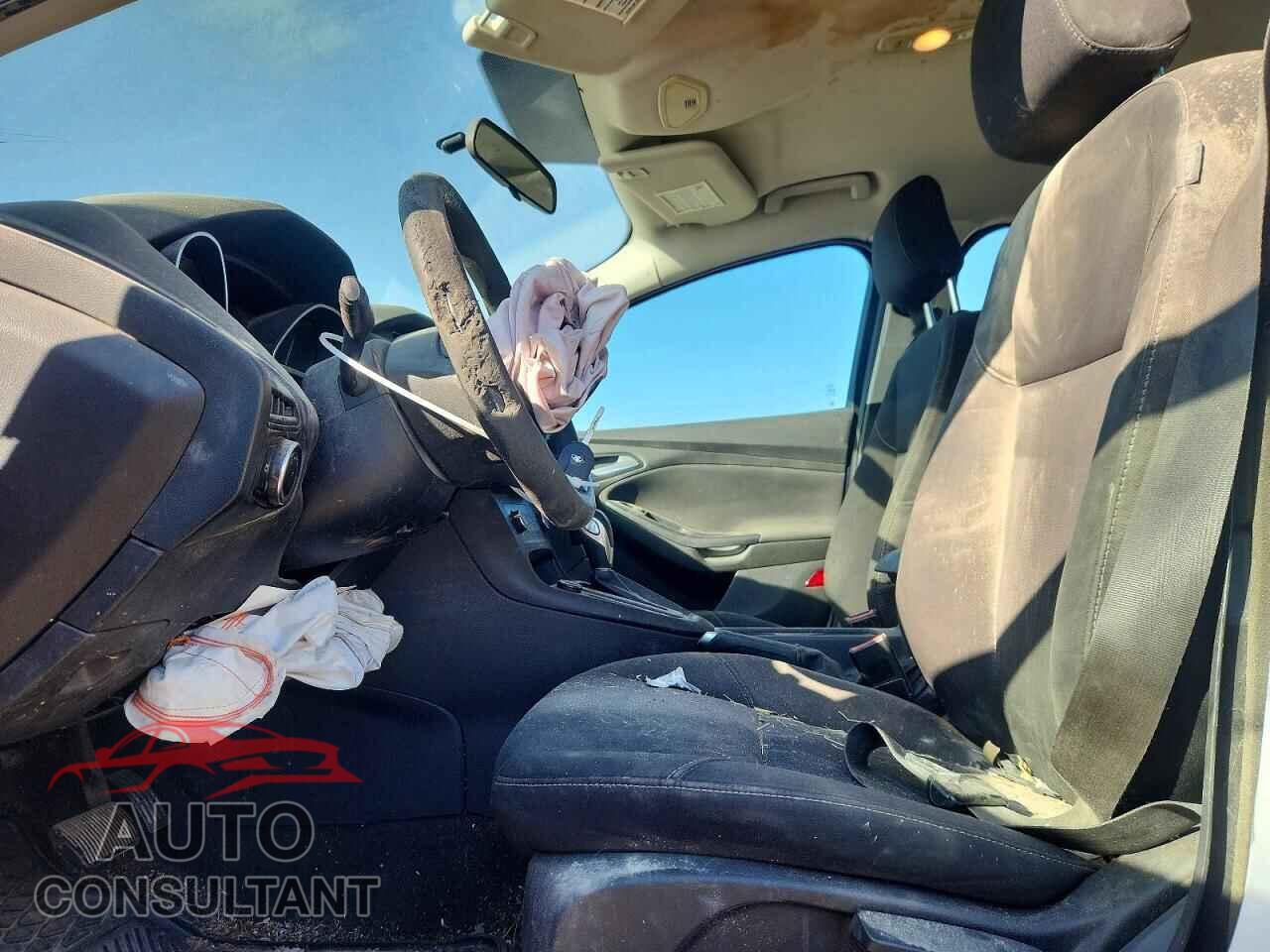 FORD FOCUS 2016 - 1FADP3K29GL348696
