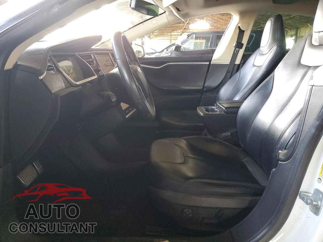 TESLA MODEL S 2013 - 5YJSA1DN2DFP08176