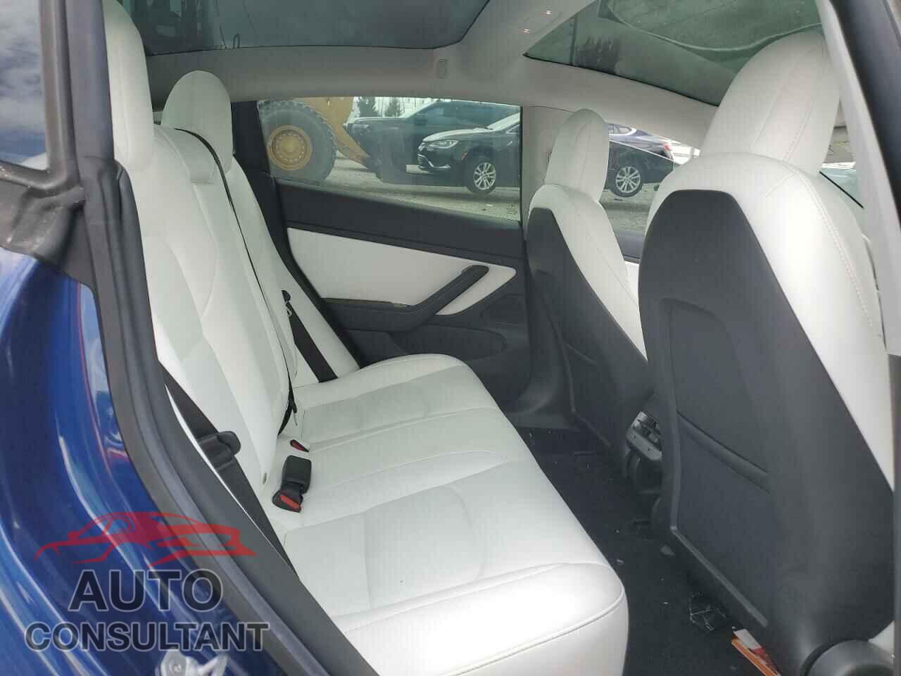 TESLA MODEL 3 2019 - 5YJ3E1EA3KF486104