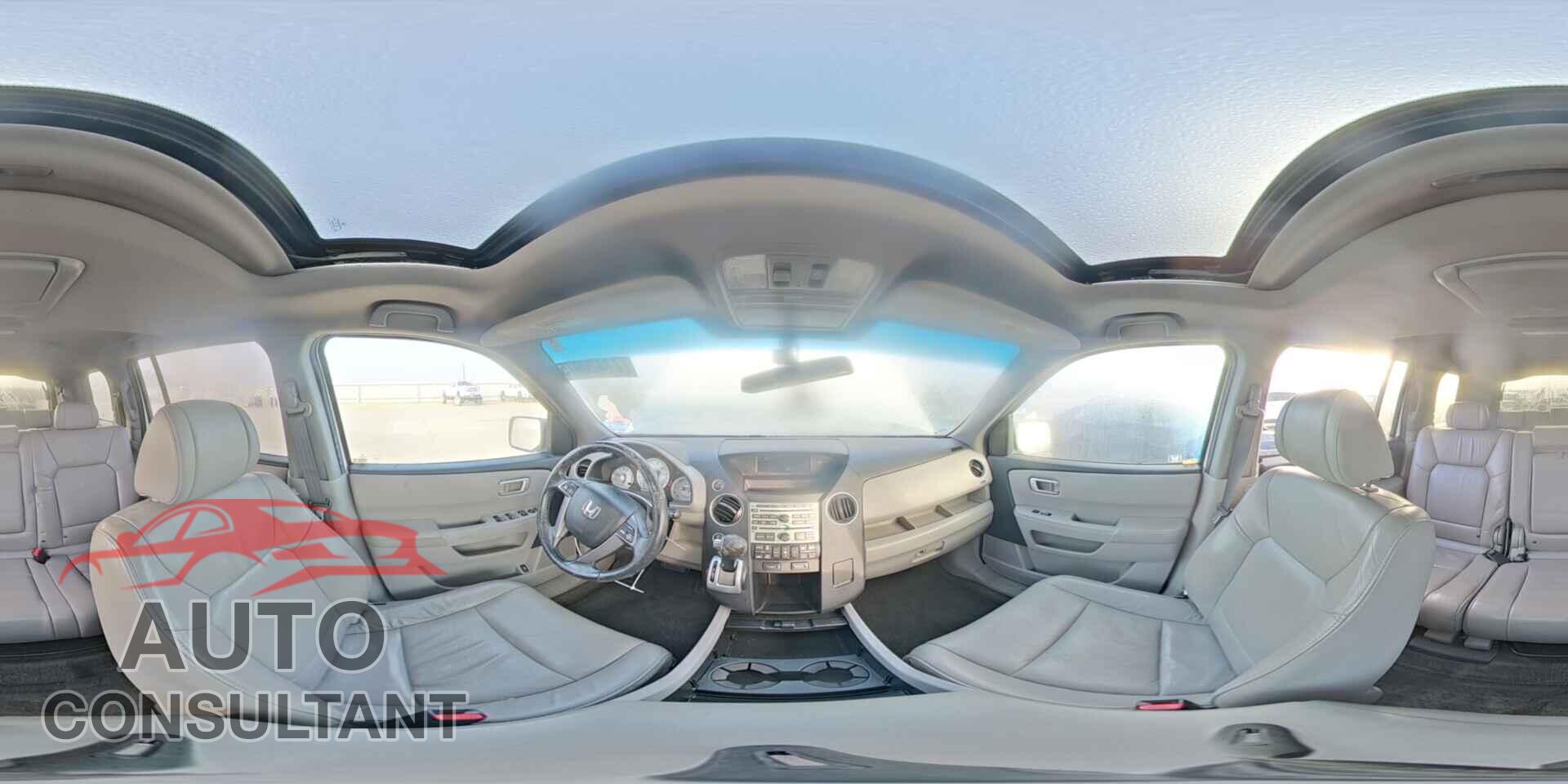HONDA PILOT 2011 - 5FNYF4H68BB084736