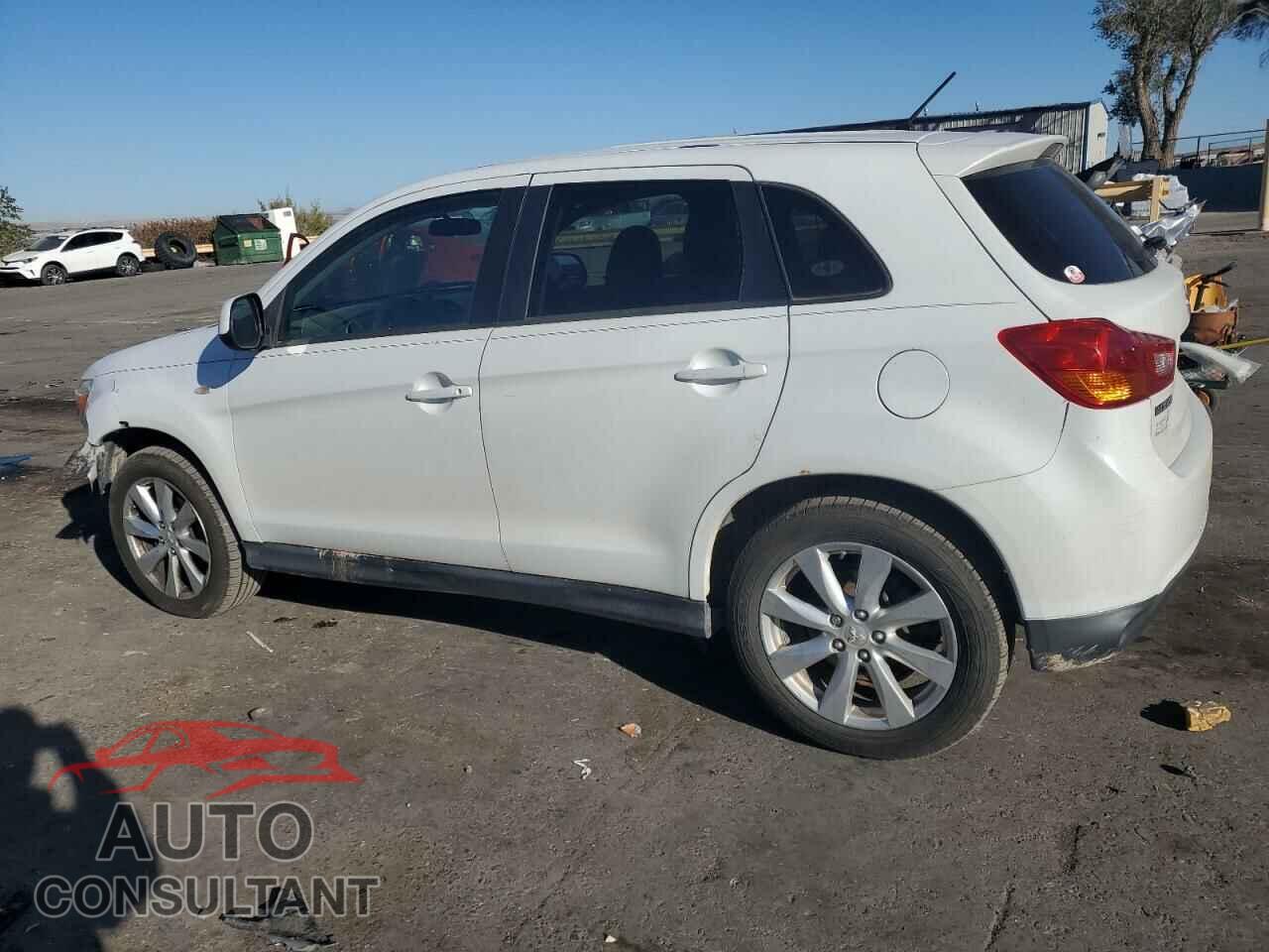 MITSUBISHI OUTLANDER 2015 - 4A4AP3AU8FE013179