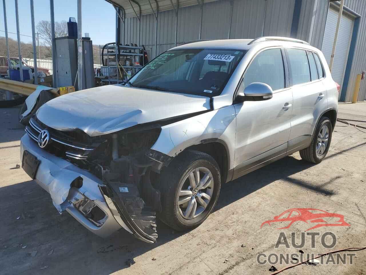 VOLKSWAGEN TIGUAN 2015 - WVGAV7AX1FW574909