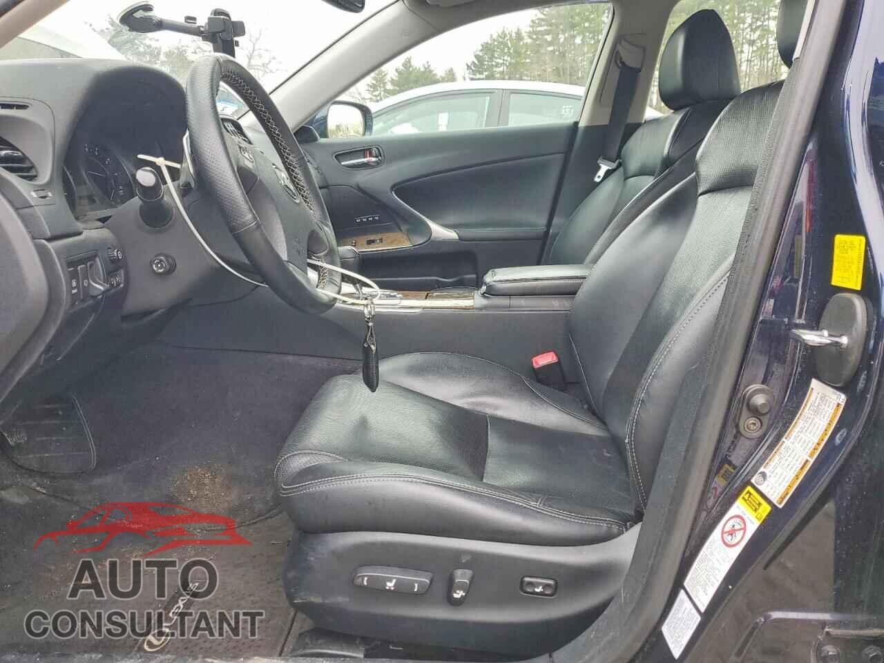 LEXUS IS 2010 - JTHCF5C23A2034315