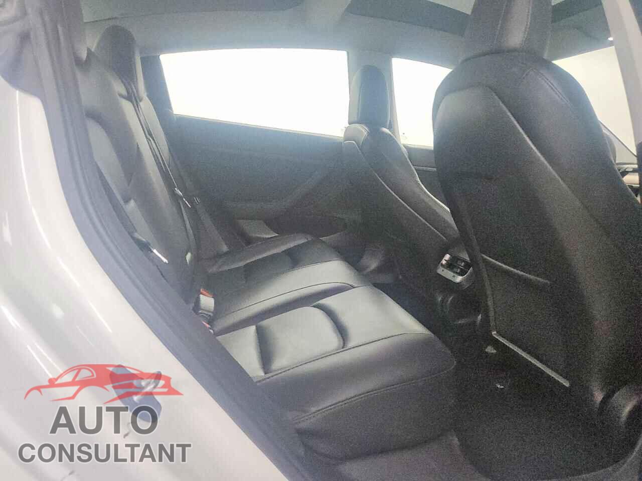 TESLA MODEL 3 2020 - 5YJ3E1EA1LF633439