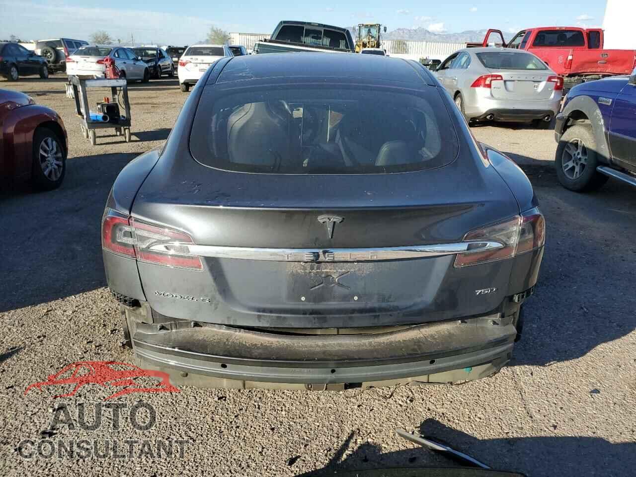 TESLA MODEL S 2018 - 5YJSA1E28JF246755