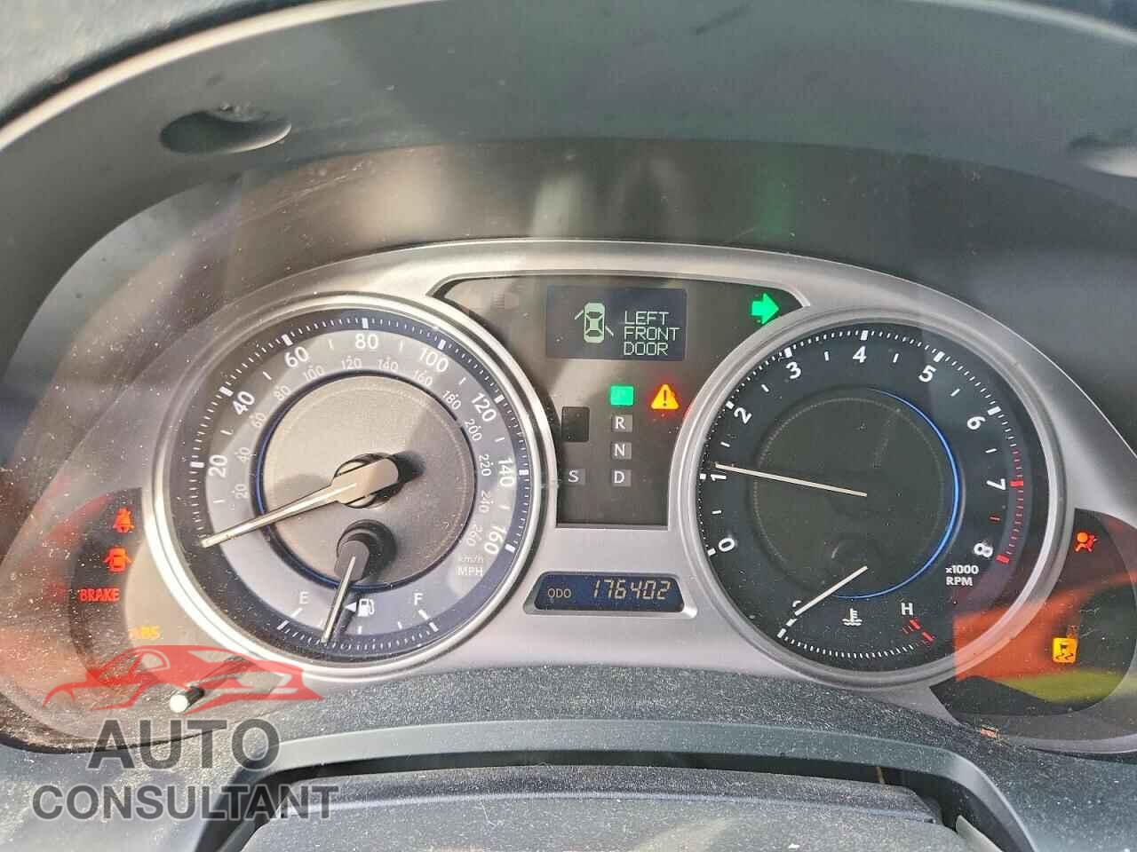 LEXUS IS 2010 - JTHBF5C2XA5125558