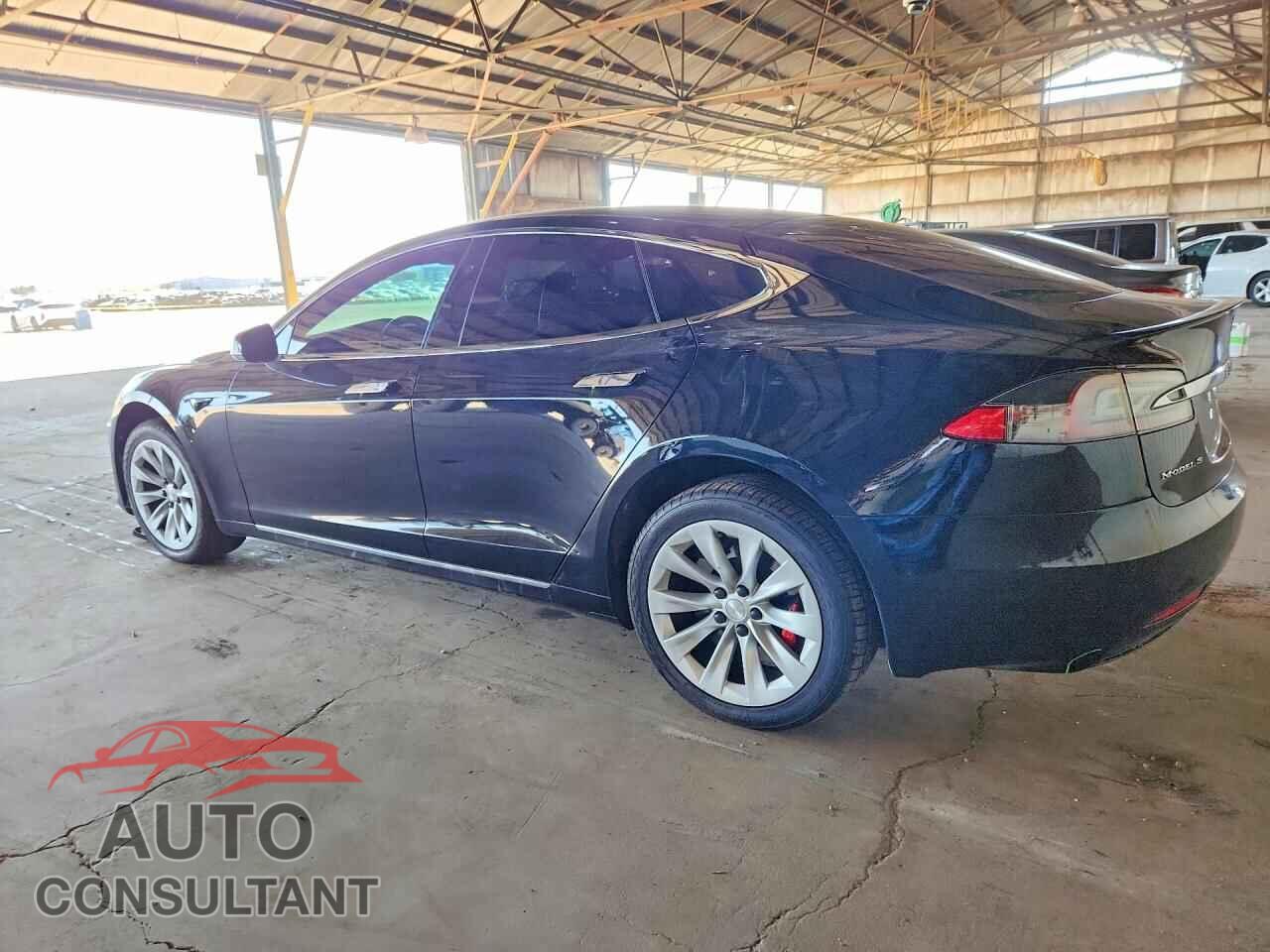 TESLA MODEL S 2018 - 5YJSA1E42JF296634