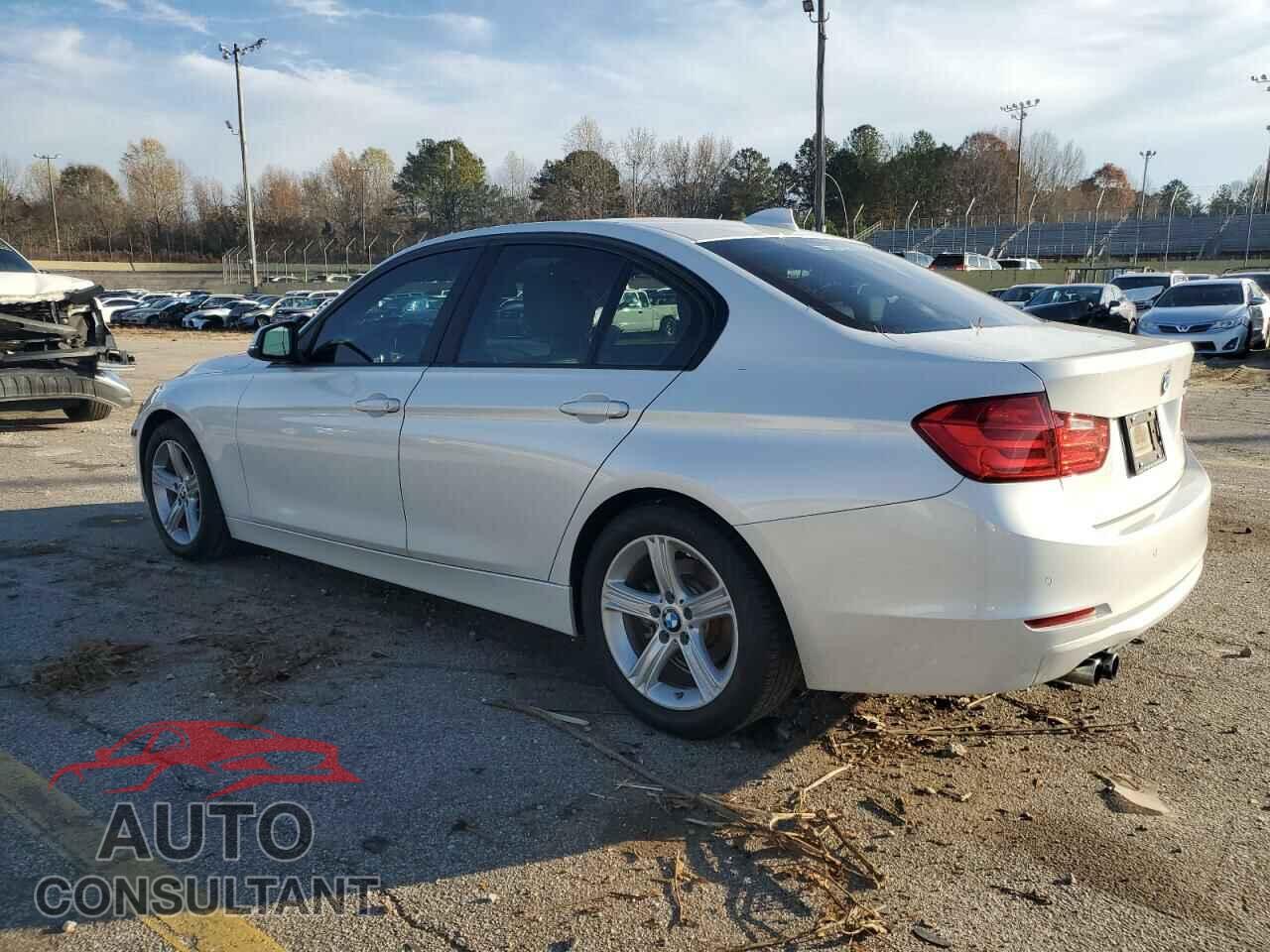 BMW 3 SERIES 2015 - WBA3A5G56FNS86423