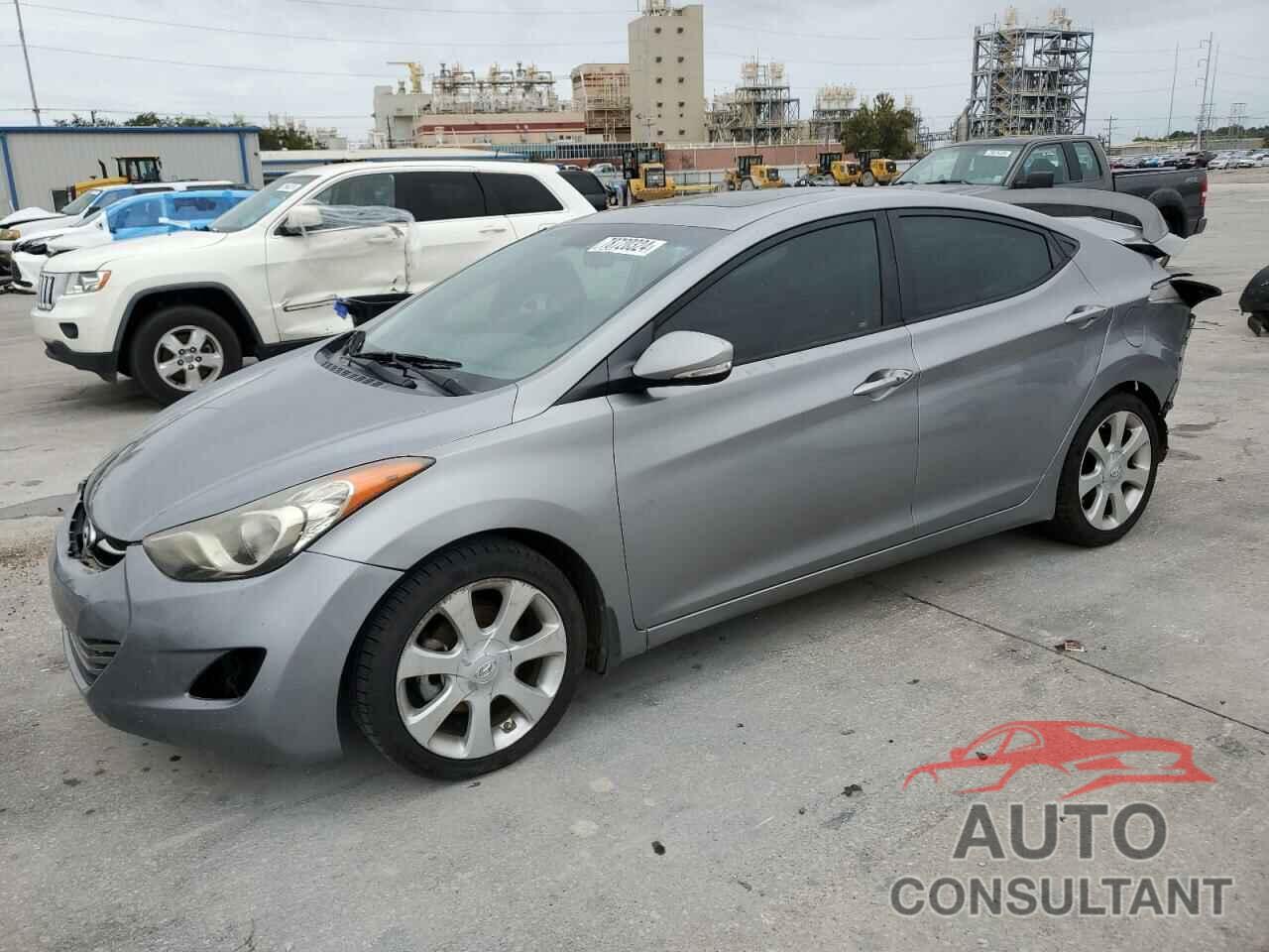 HYUNDAI ELANTRA 2013 - KMHDH4AE8DU920657