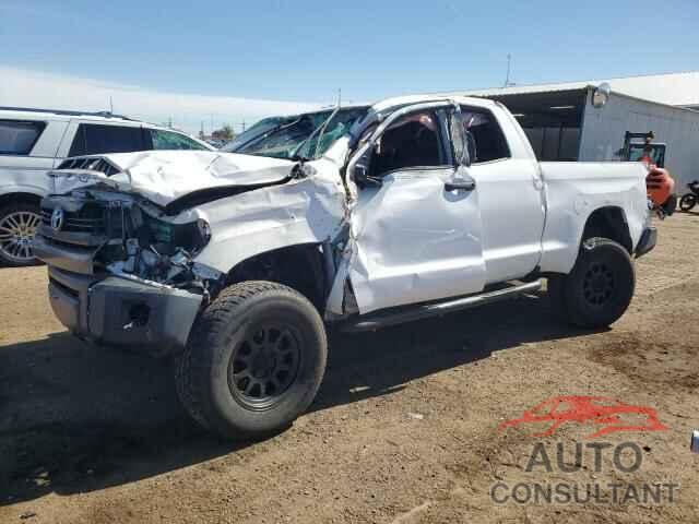 TOYOTA TUNDRA 2014 - 5TFUM5F13EX051011