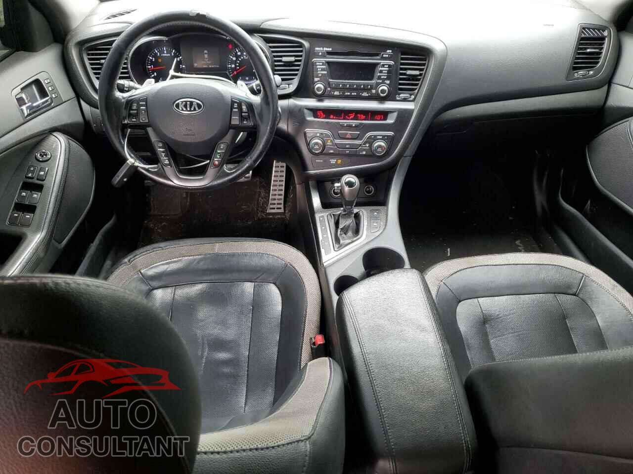 KIA OPTIMA 2011 - KNAGR4A69B5140002