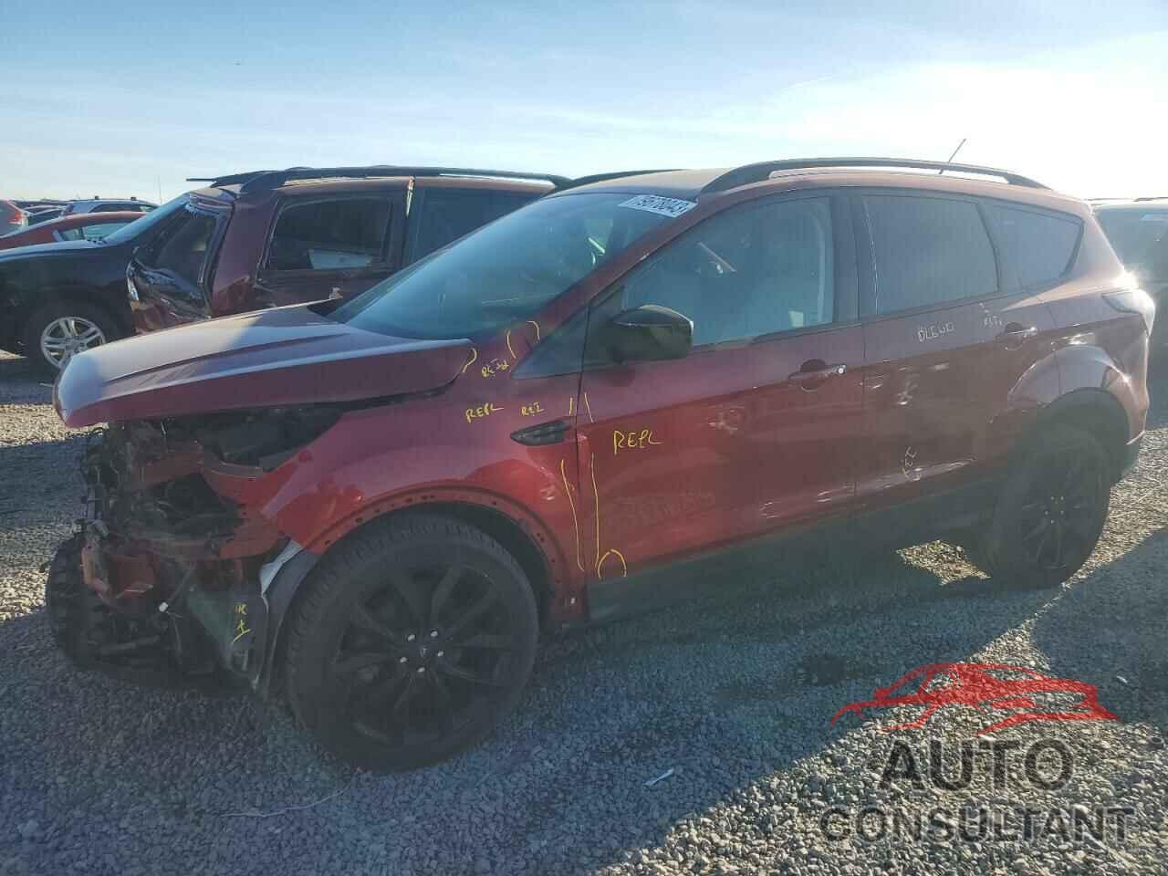 FORD ESCAPE 2018 - 1FMCU0GD7JUB22922