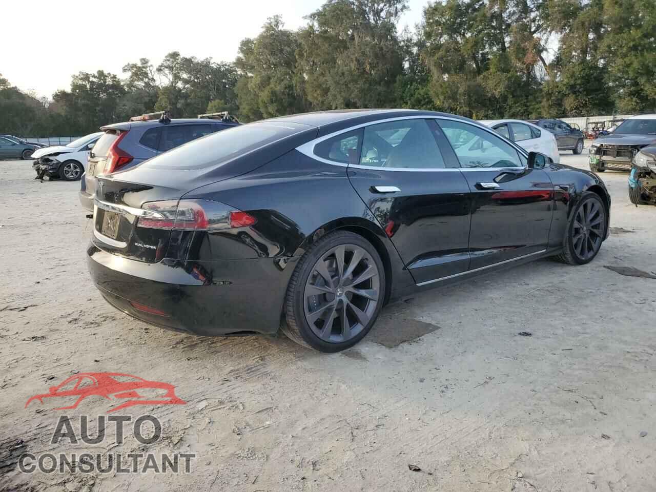 TESLA MODEL S 2021 - 5YJSA1E26MF425994