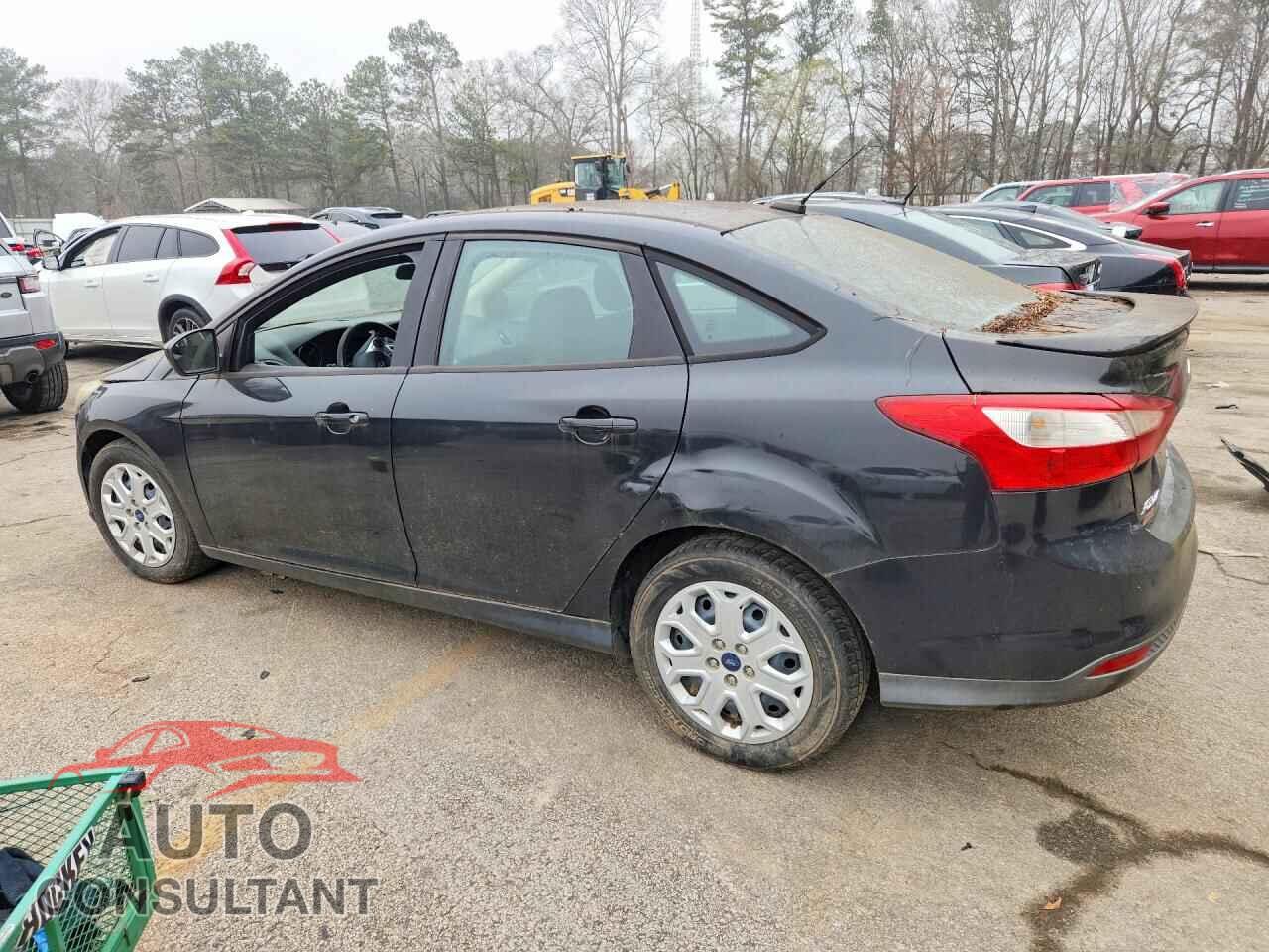 FORD FOCUS 2012 - 1FAHP3F2XCL405235