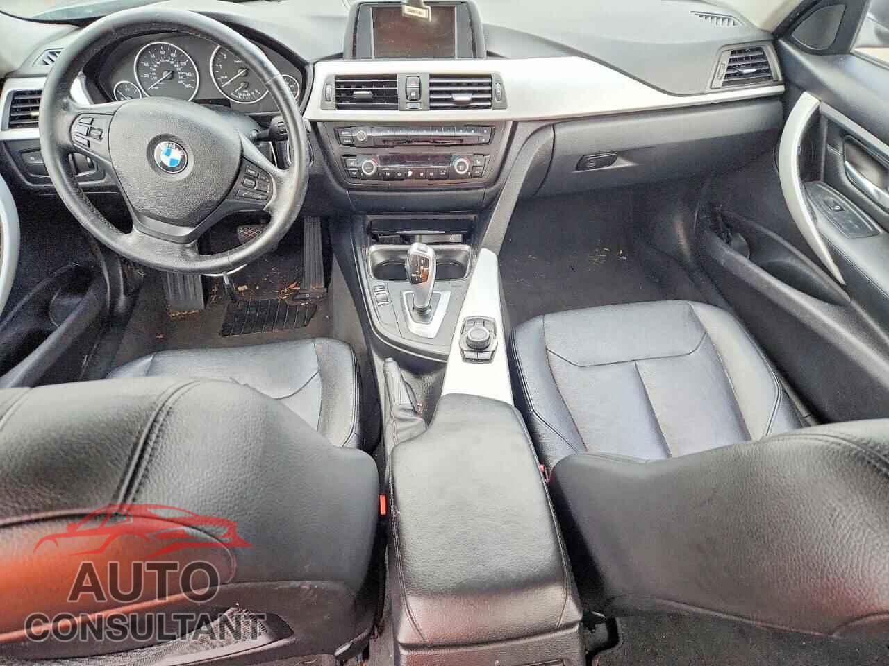 BMW 328 2013 - WBA3C1C55DF437168