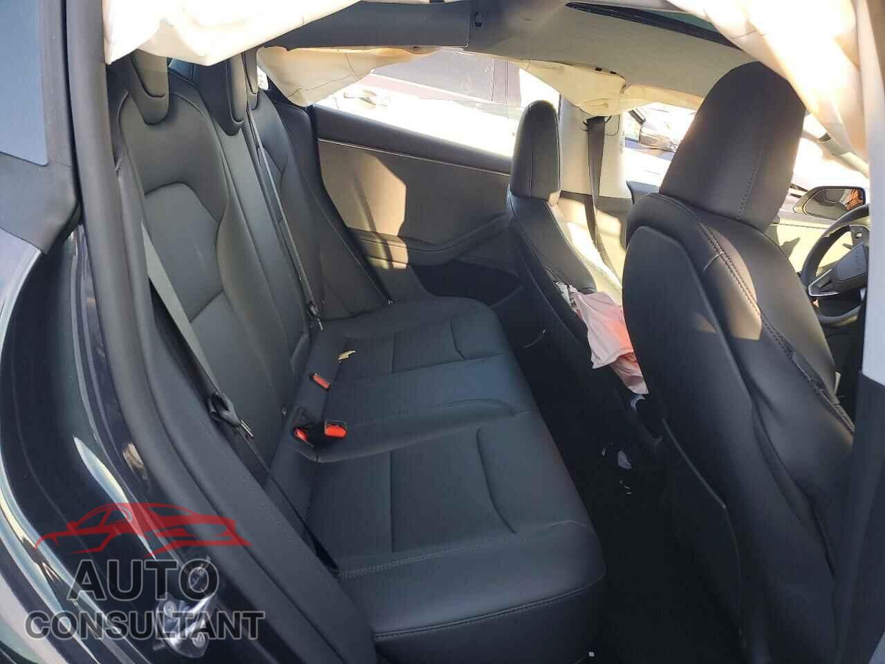 TESLA MODEL 3 2026 - 5YJ3E1EA5TF145367