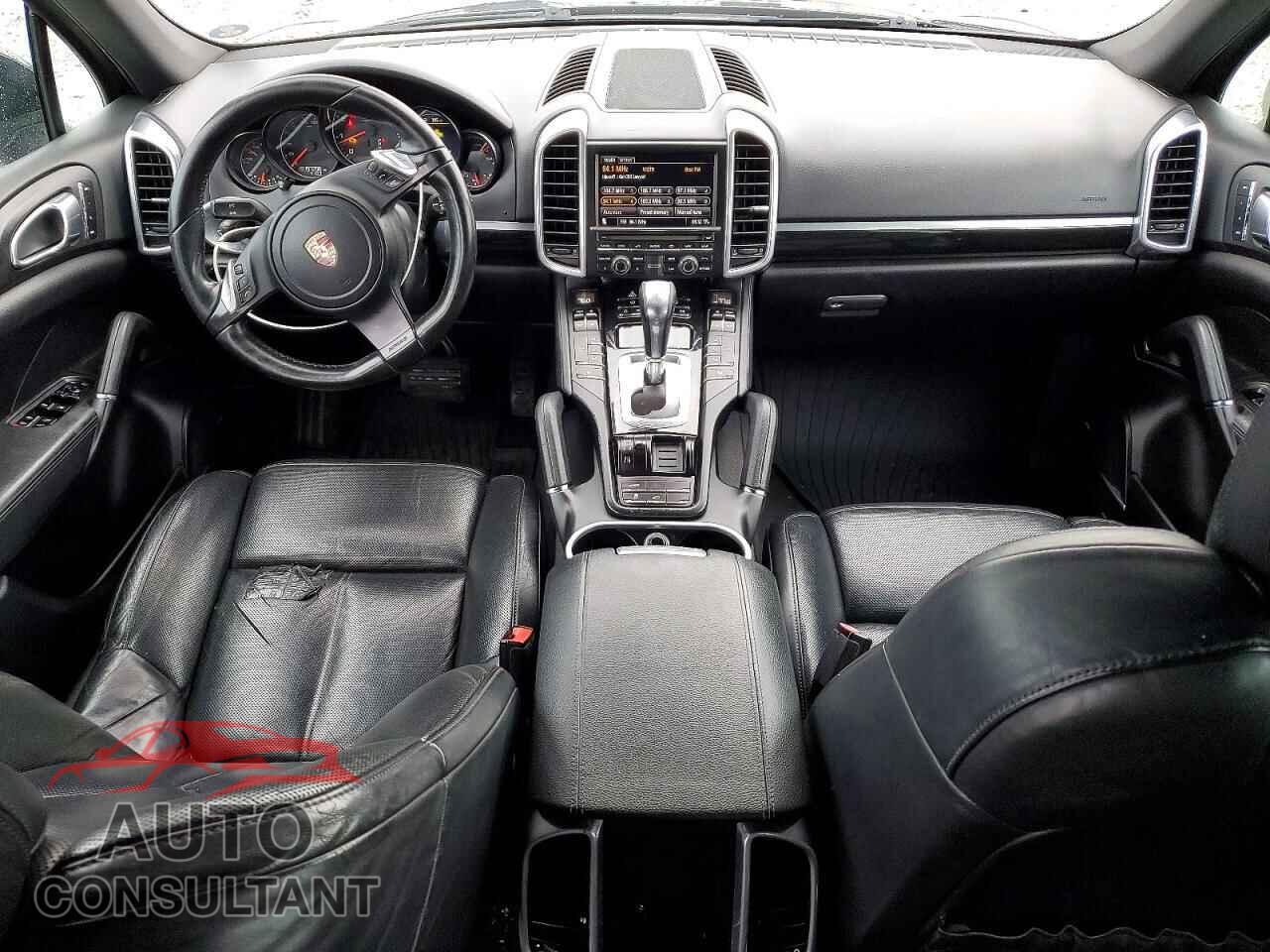 PORSCHE CAYENNE 2012 - WP1AA2A2XCLA00344