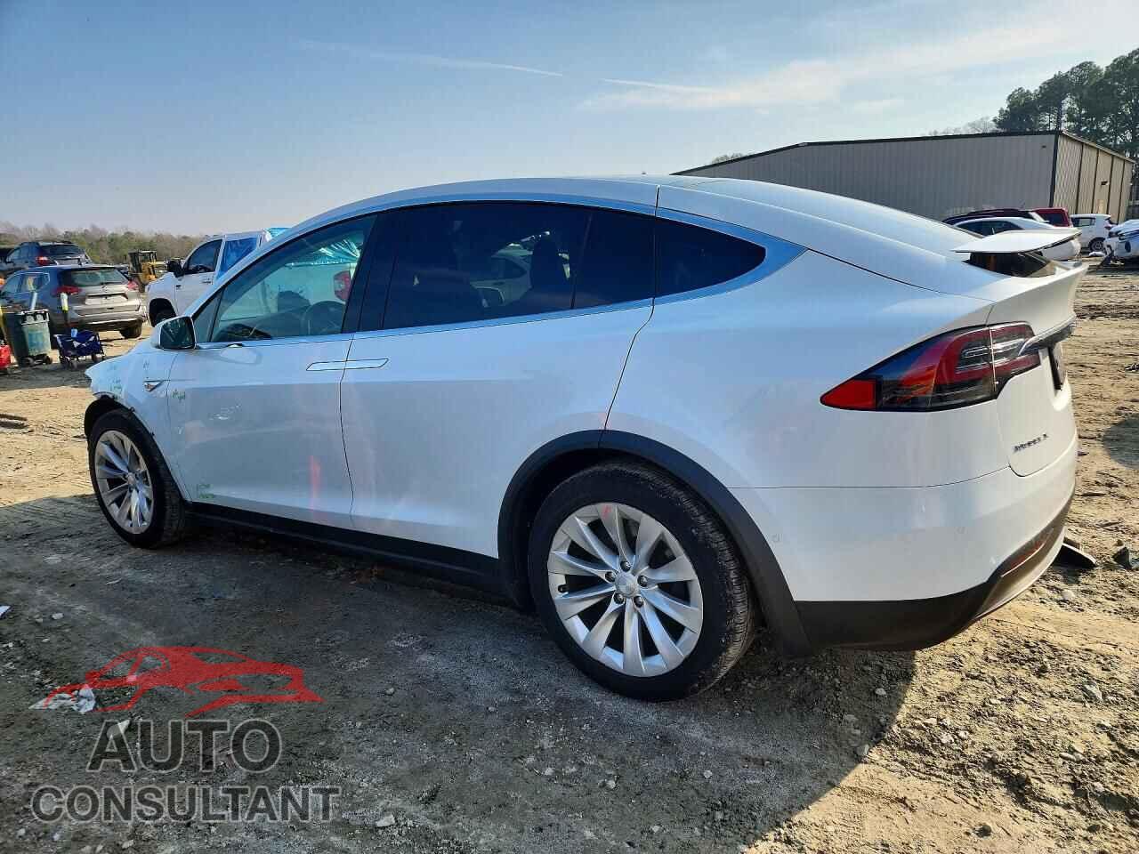 TESLA MODEL X 2016 - 5YJXCBE23GF022002