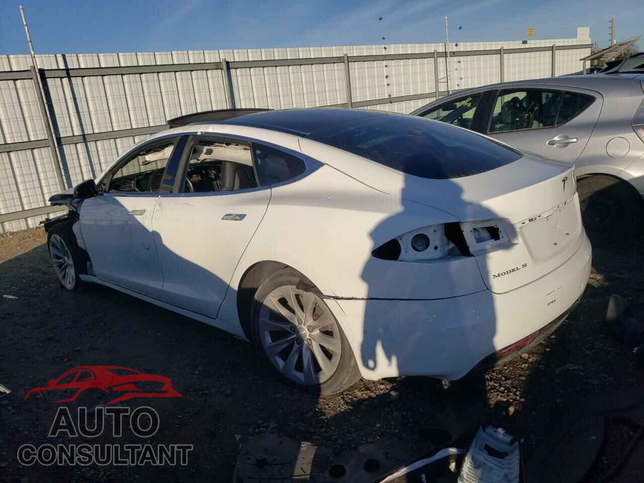 TESLA MODEL S 2016 - 5YJSA1E18GF161639