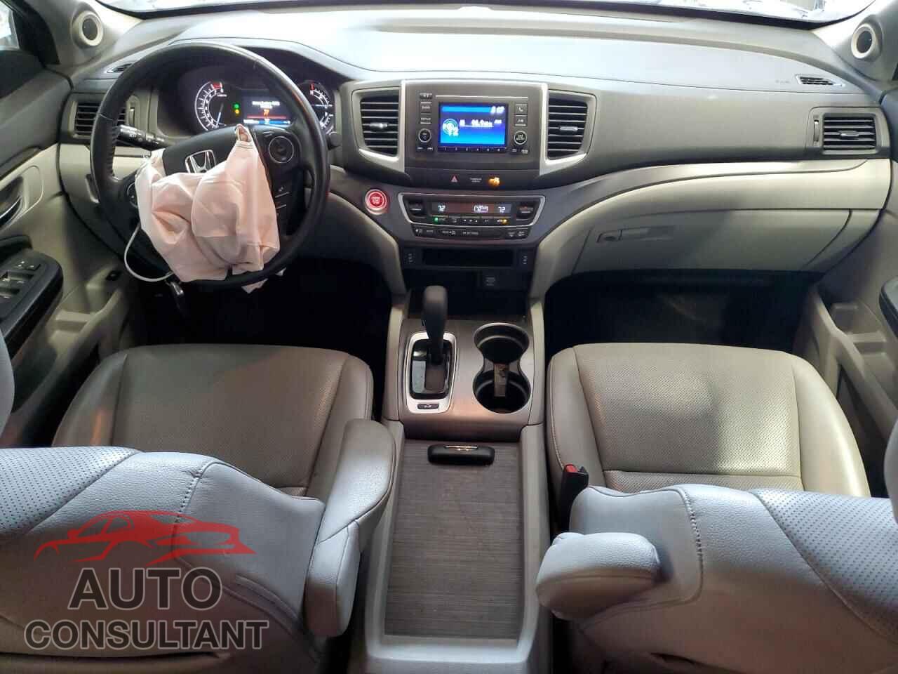 HONDA RIDGELINE 2017 - 5FPYK3F52HB018652