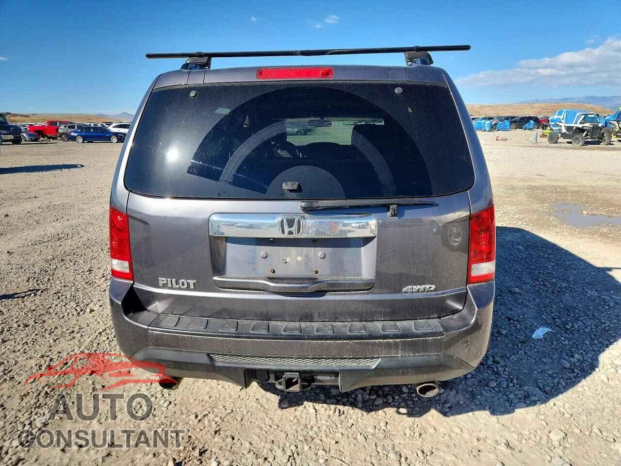 HONDA PILOT 2015 - 5FNYF4H53FB002425