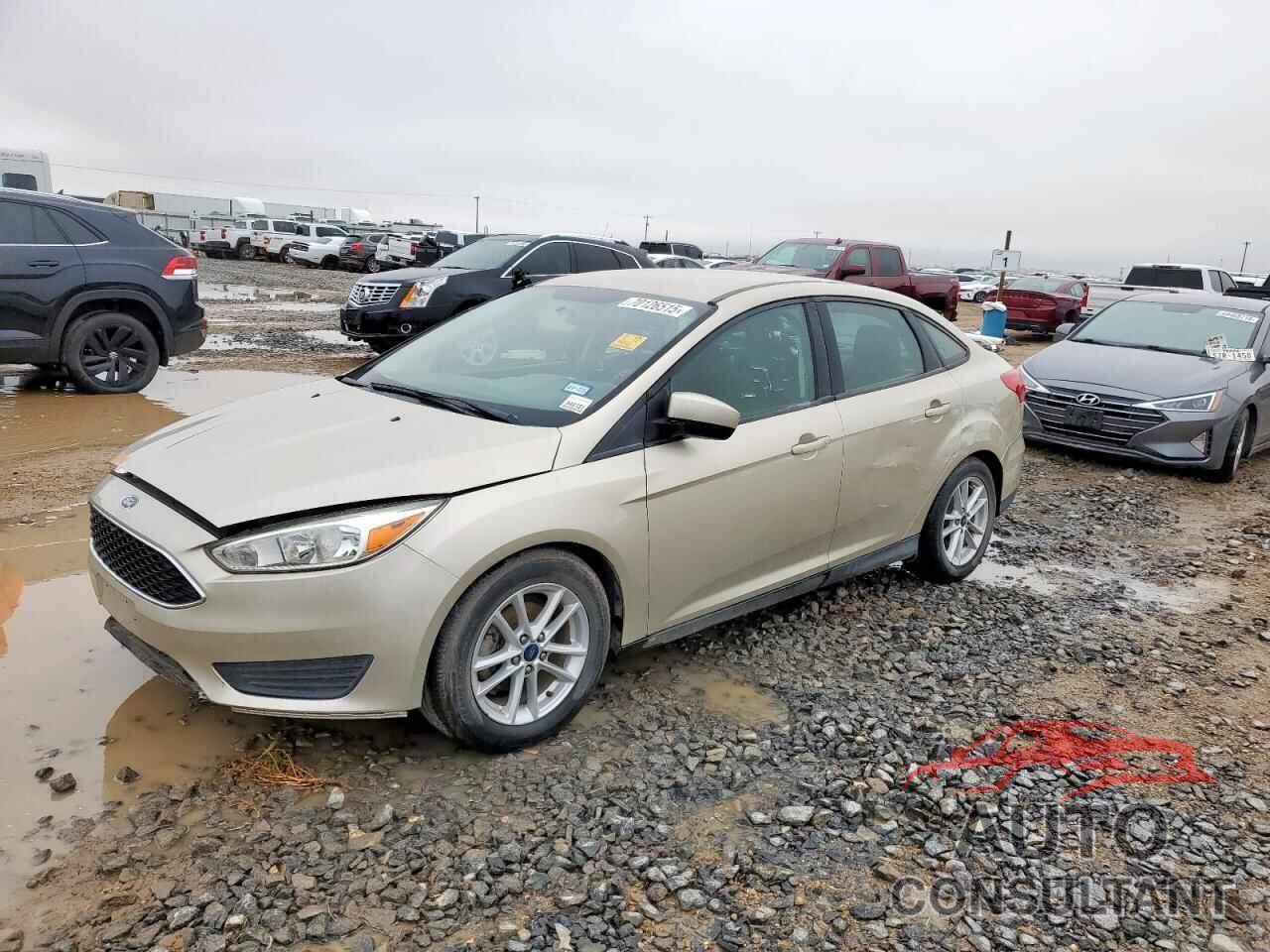 FORD FOCUS 2018 - 1FADP3FE7JL302408