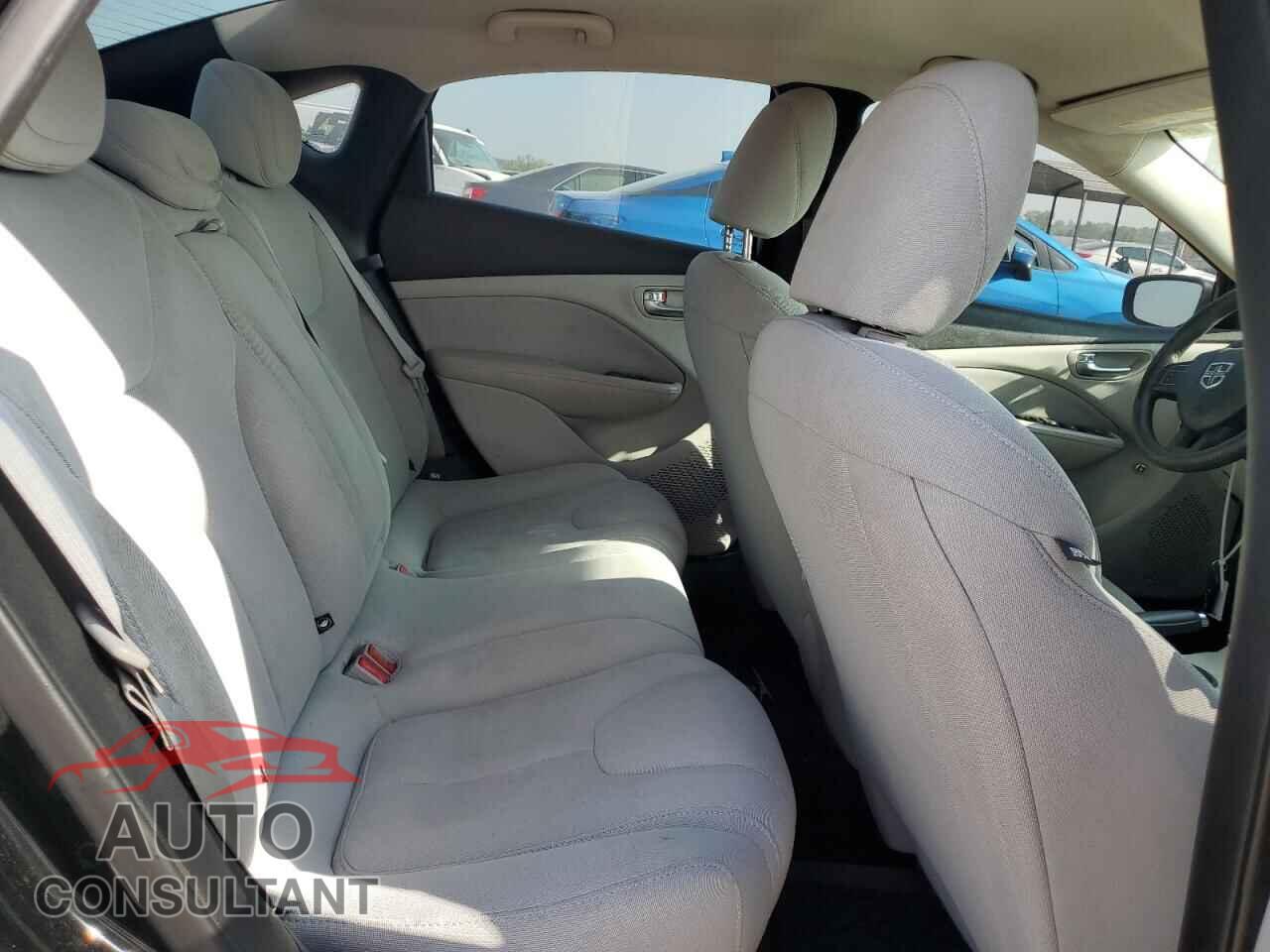 DODGE DART 2013 - 1C3CDFBA8DD170636