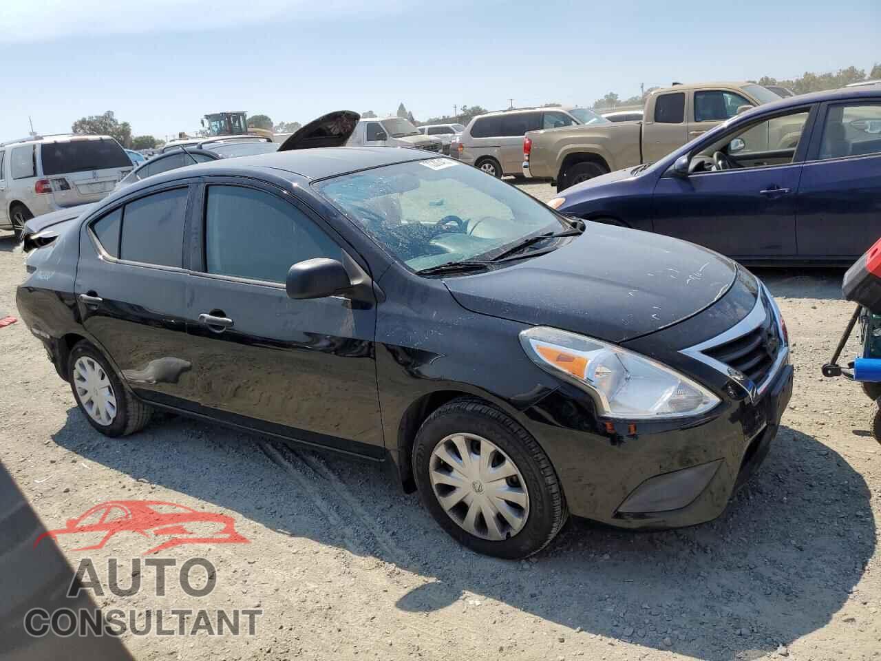 NISSAN VERSA 2015 - 3N1CN7AP1FL905932