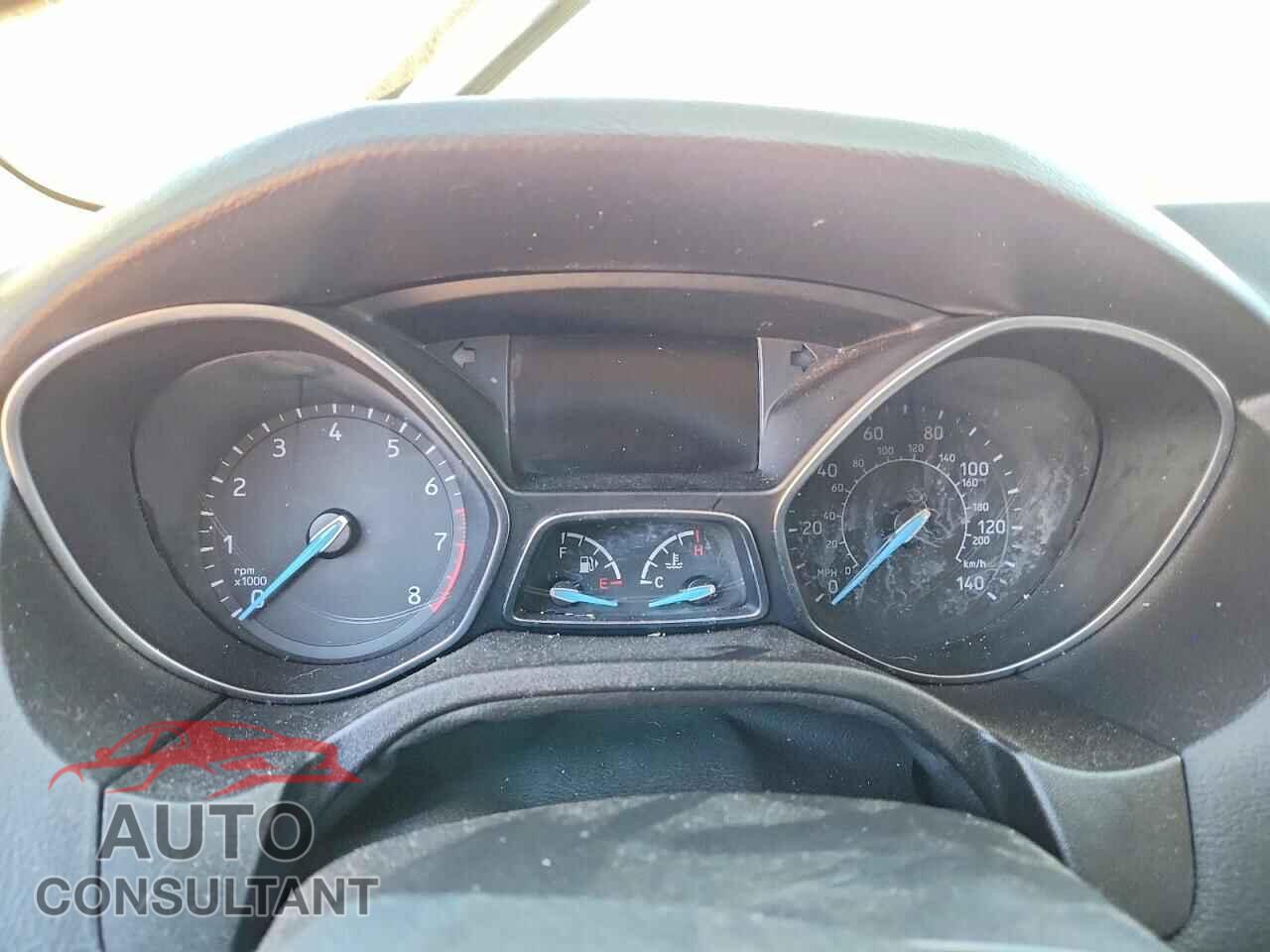 FORD FOCUS 2016 - 1FADP3K28GL239422