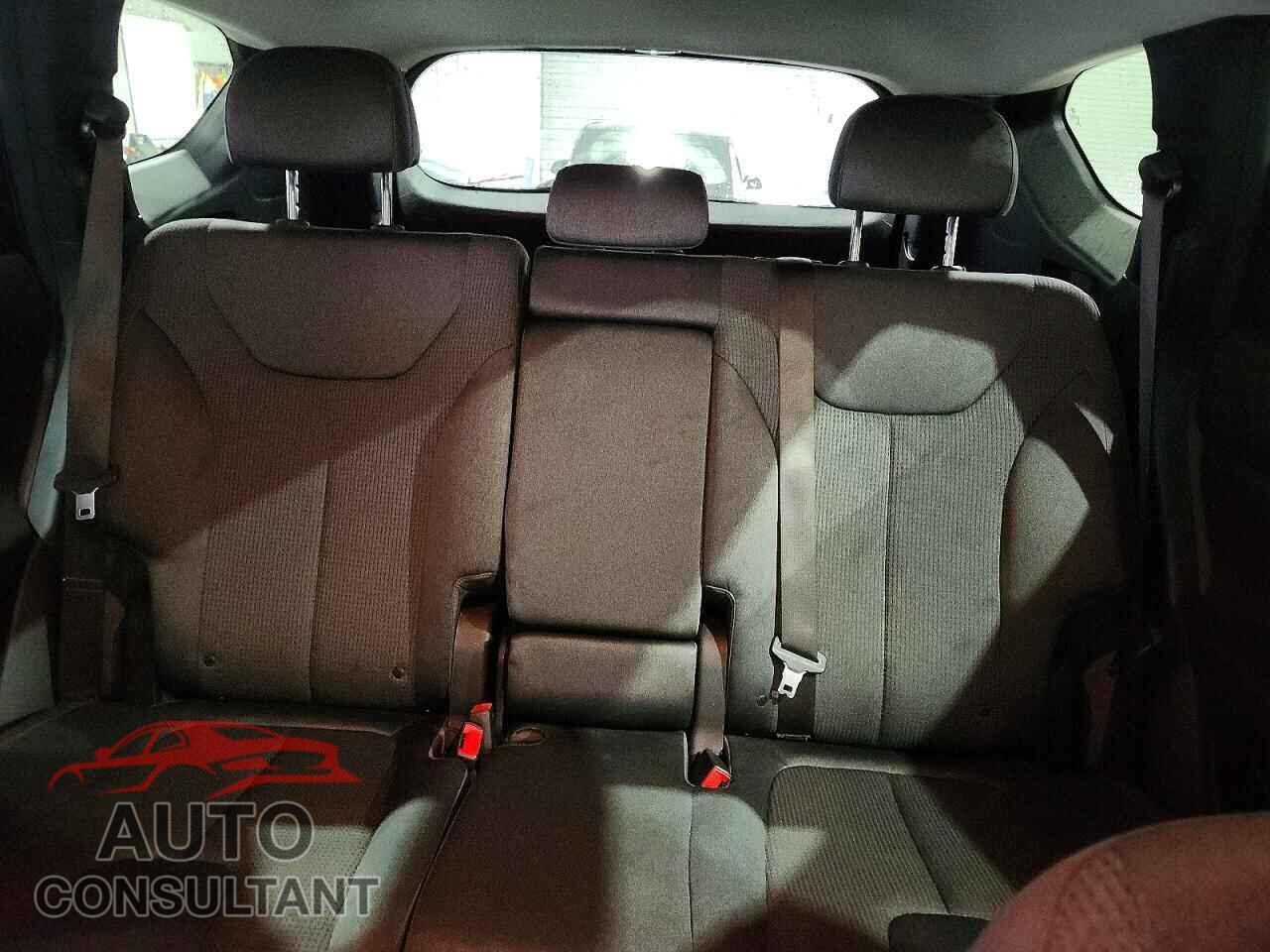 HYUNDAI SANTA FE 2023 - 5NMS2DAJ5PH623559